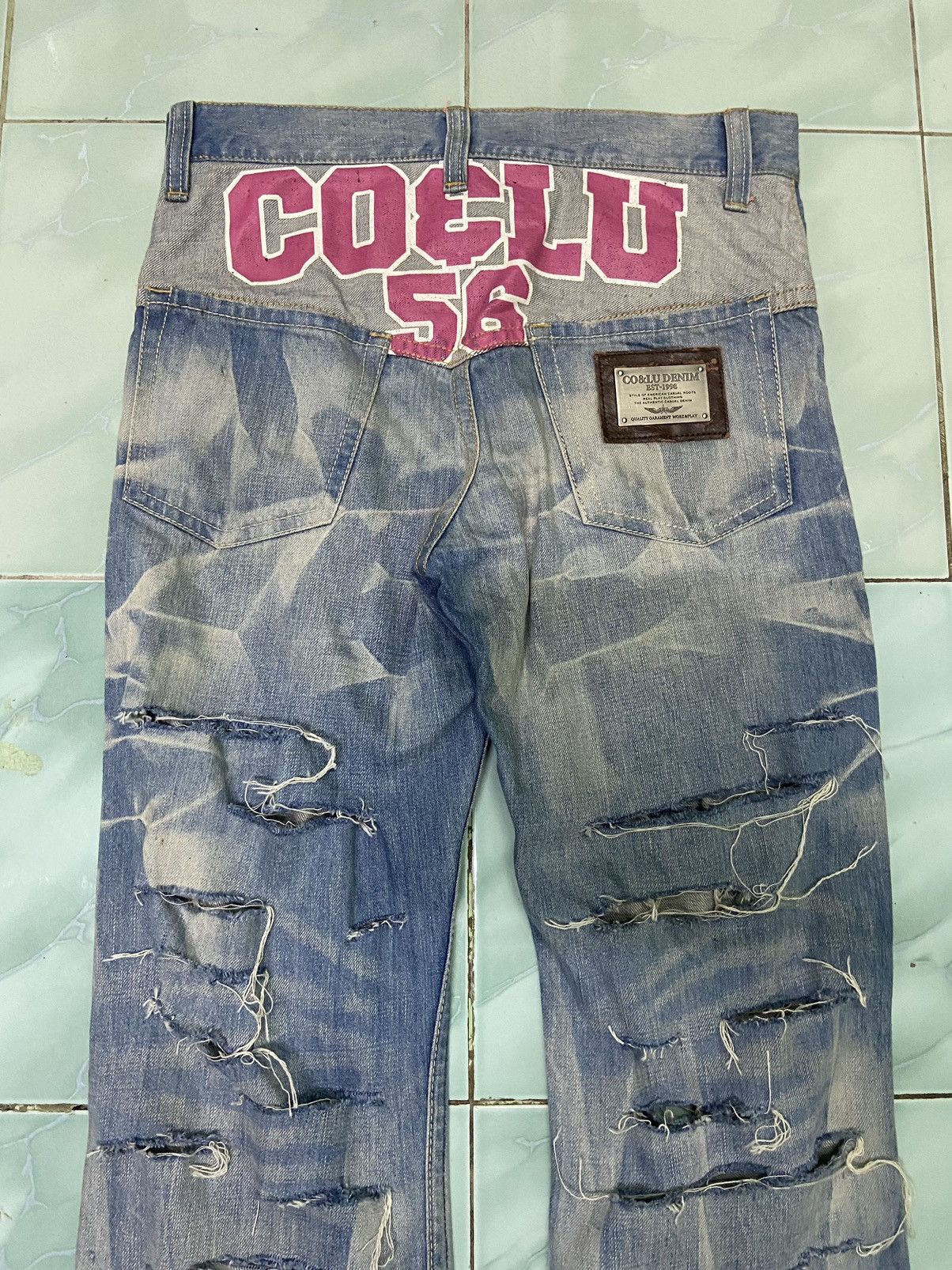Japanese Brand Steals Distressed Denim Co & Lu jeans washed faded Size US 31 - 2 Thumbnail