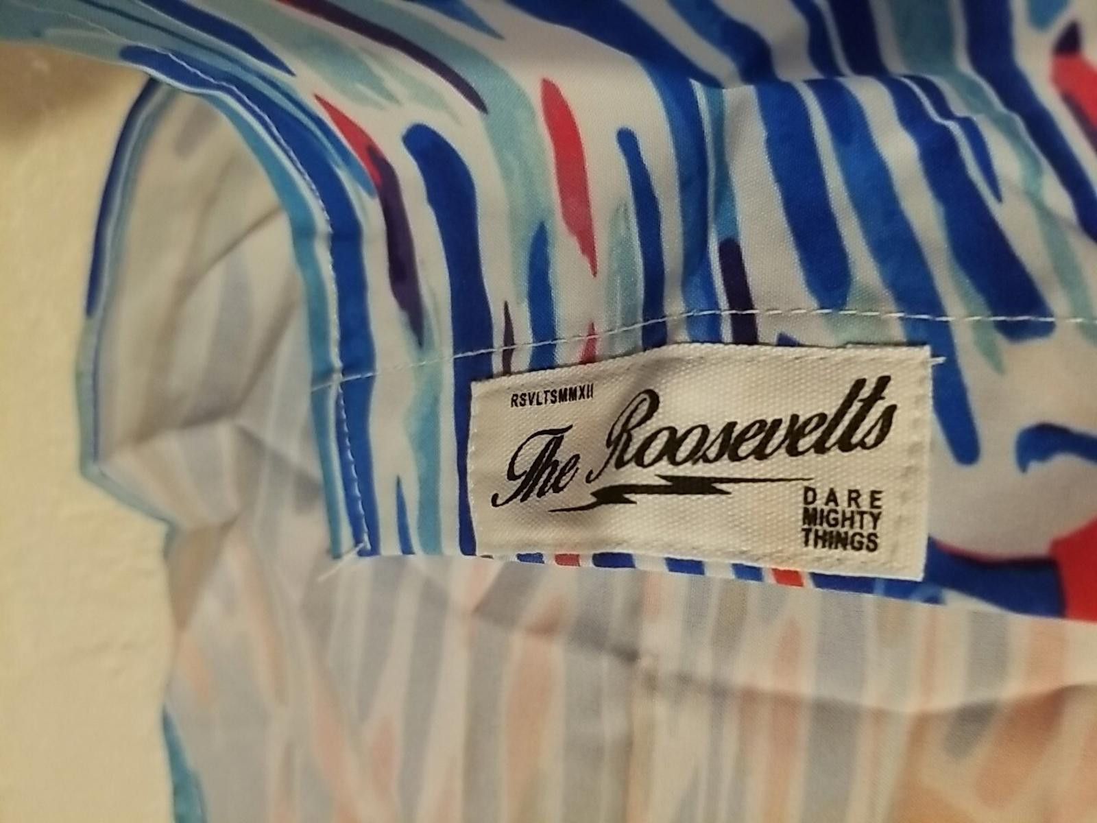 Other RSVLTS Shirt Watercolor Waves Surfer Dare Mighty Things Size US XS / EU 42 / 0 - 5 Thumbnail