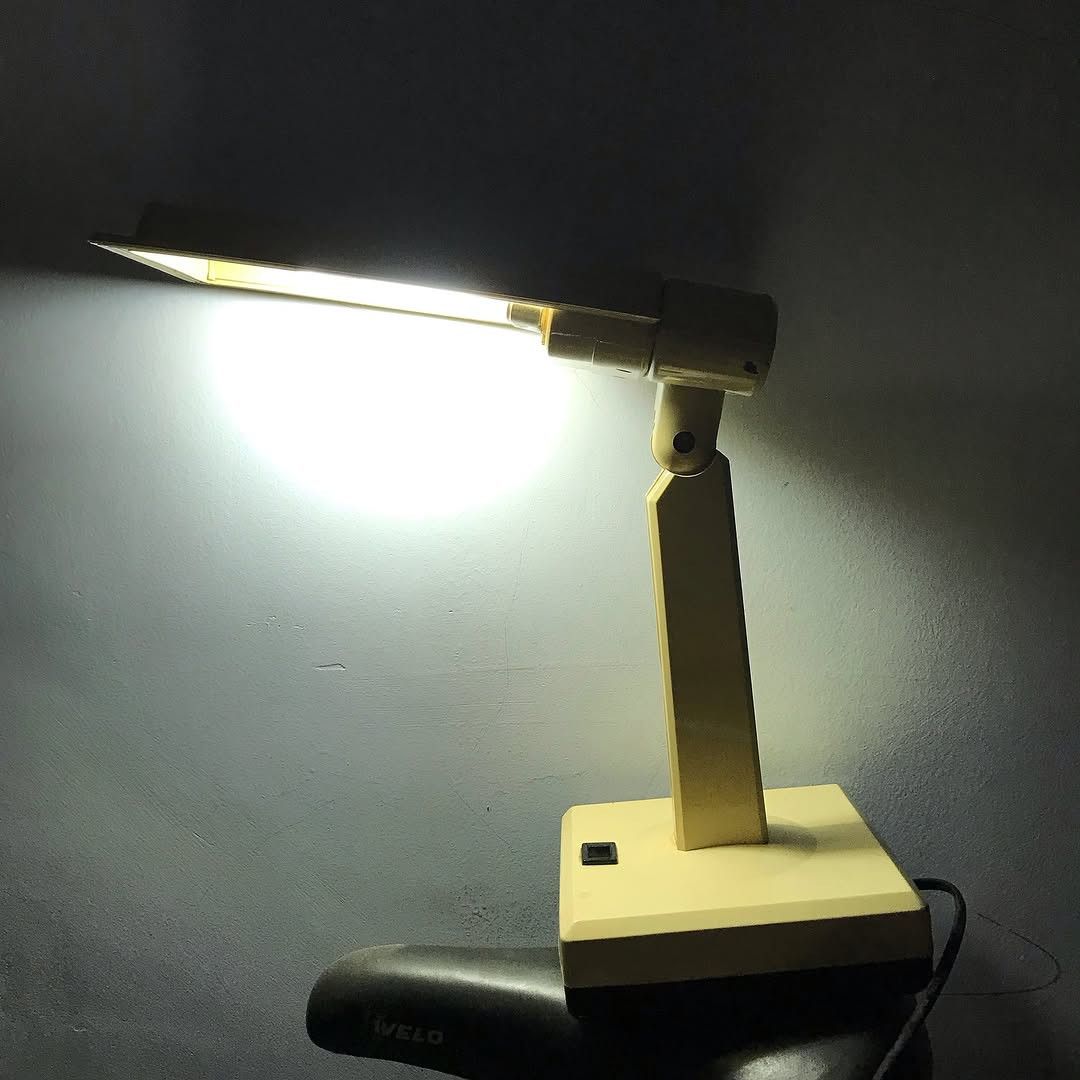 Vintage Vintage space age desk lamp midcentury atomic spaceage Size ONE SIZE - 2 Thumbnail