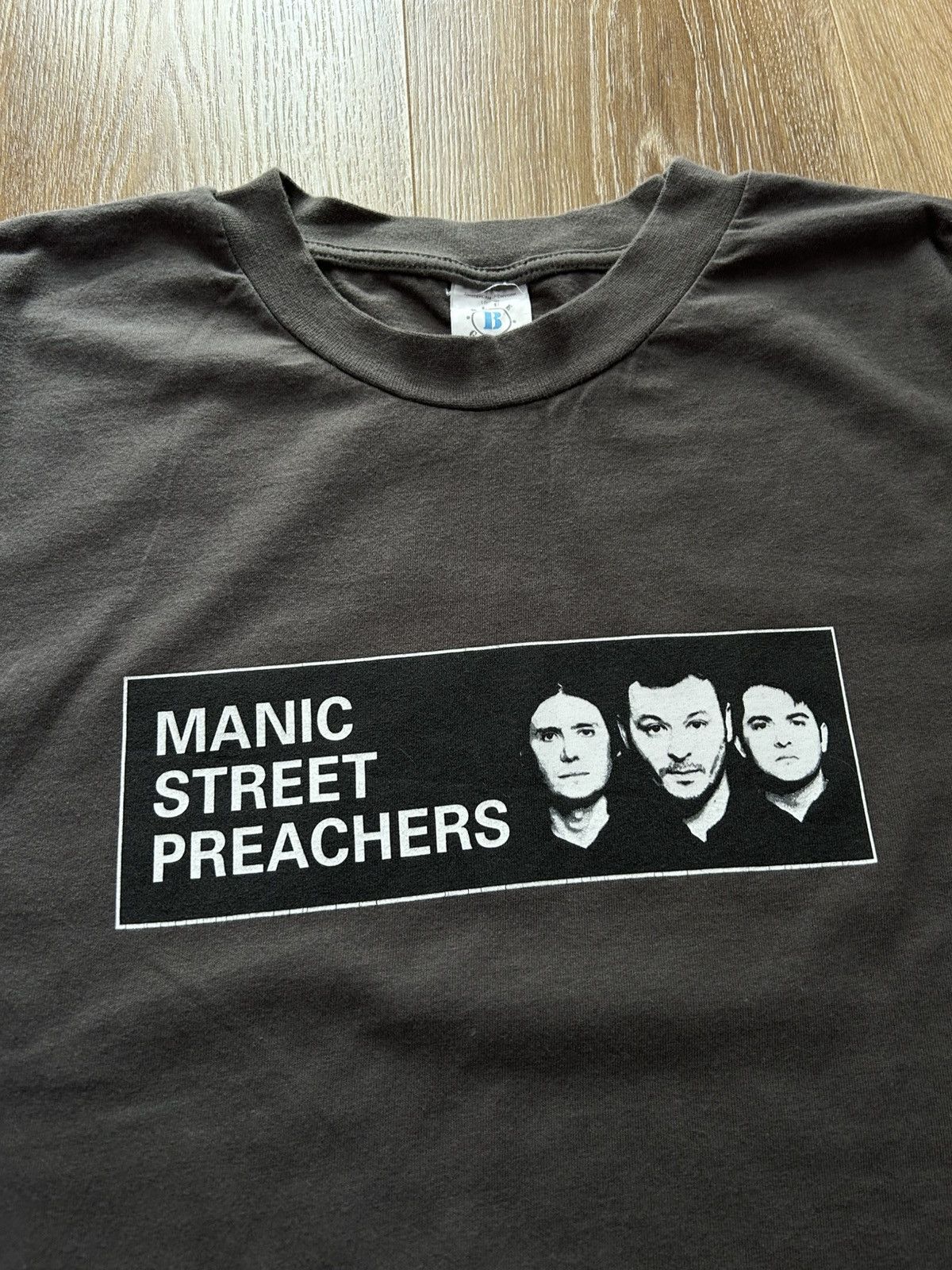 Band Tees Vintage Rock tee Manic street preachers size L big logo Size US L / EU 52-54 / 3 - 2 Thumbnail