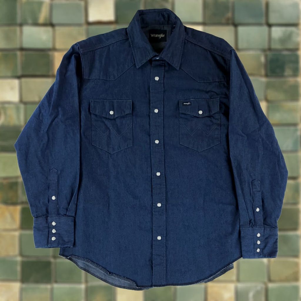 Wrangler Wrangler Shirt Pearl Snap Blue Long Sleeve Western Mens L 16.5-34 Blue Mens Shirt Pearl Snap Long Sleeve Western Wrangler 16.5-34 Size US L / EU 52-54 / 3 - 1 Thumbnail