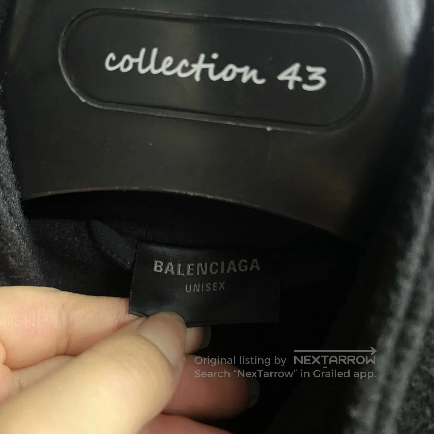 Balenciaga Balenciaga Black logo-printed long-sleeved zipper jacket| Size US L / EU 52-54 / 3 - 2 Thumbnail