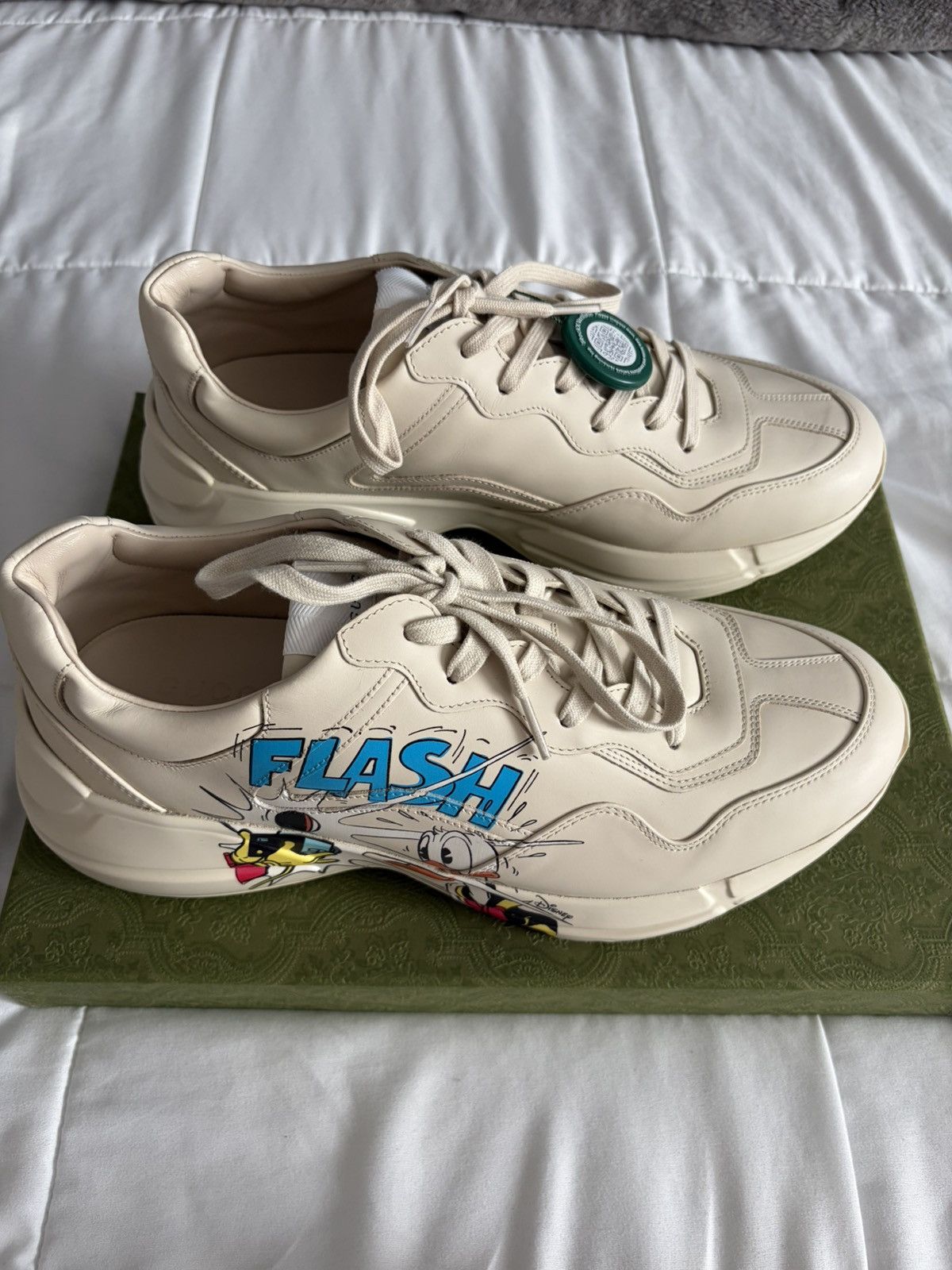 Disney × Gucci Gucci Rhyton x Disney Donald Duck Size US 11.5 / EU 44-45 - 12 Thumbnail
