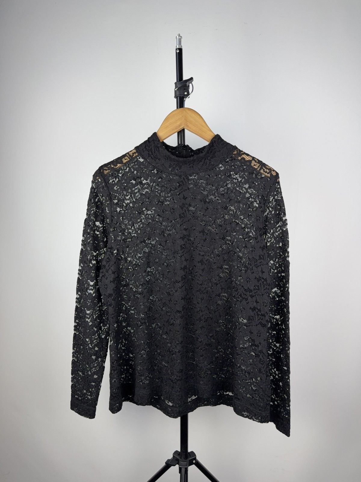 Japanese Brand Gothic Avant-Garde Black Lace Sheer Top Blouse Y2K Size L / US 10 / IT 46 - 1 Thumbnail