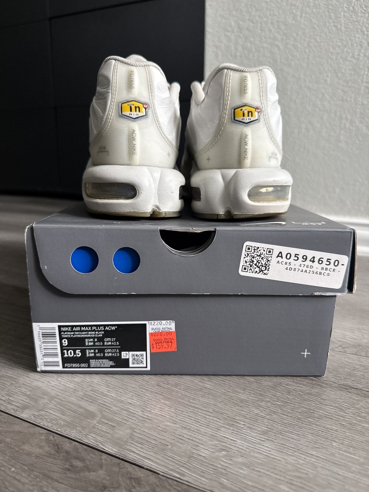 A-COLD-WALL* × Nike Nike Air Max Plus A-COLD-WALL Platinum Tint Size 9 Size US 9 / EU 42 - 8 Thumbnail