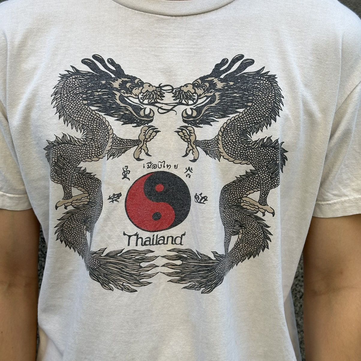 Japanese Brand × Vintage Vintage Japanese Style Thailand T-shirts Big Logo Y2K 00s Size US L / EU 52-54 / 3 - 3 Thumbnail