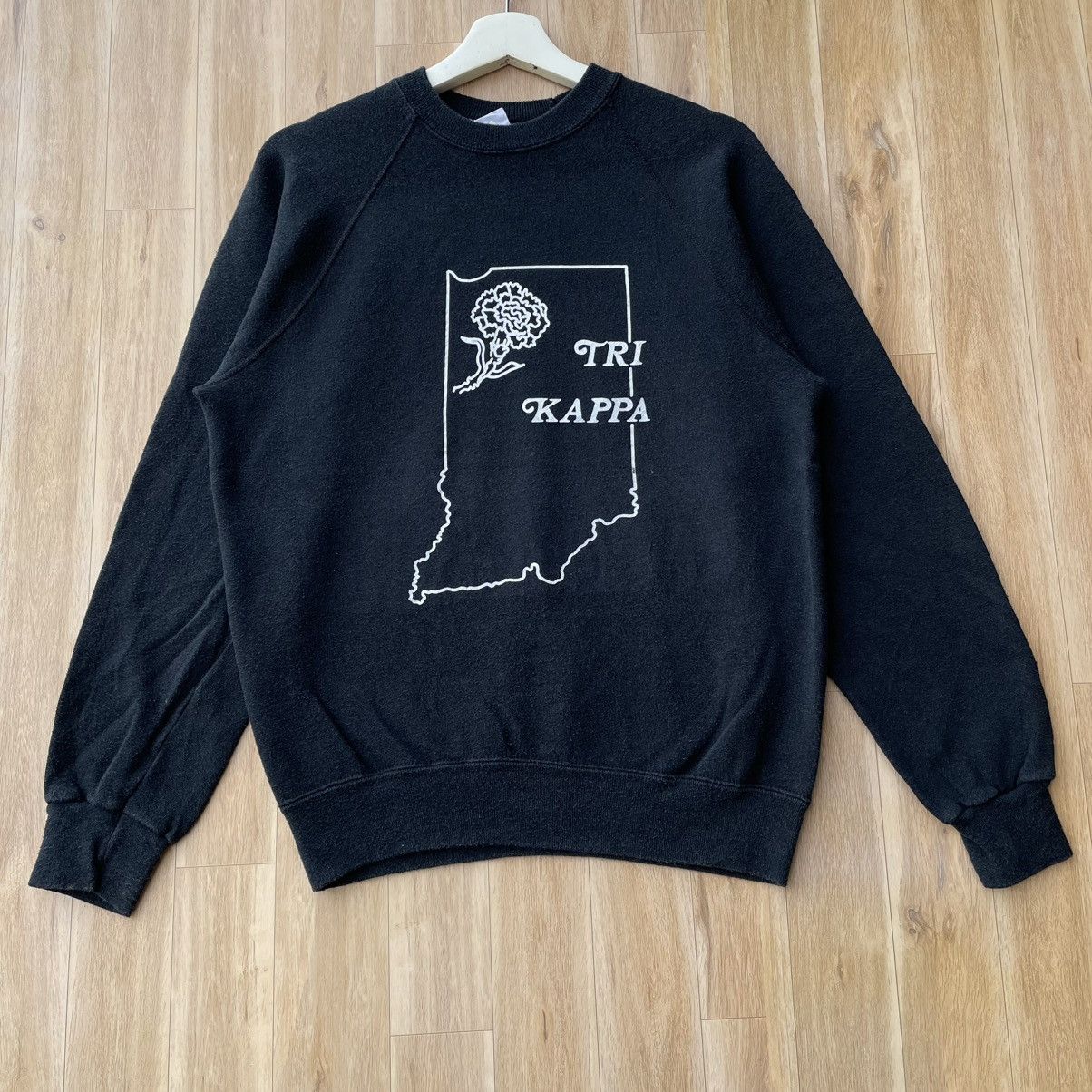 Vintage Vintage Tri Kappa Pullover Sweatshirt Size US L / EU 52-54 / 3 - 4 Thumbnail