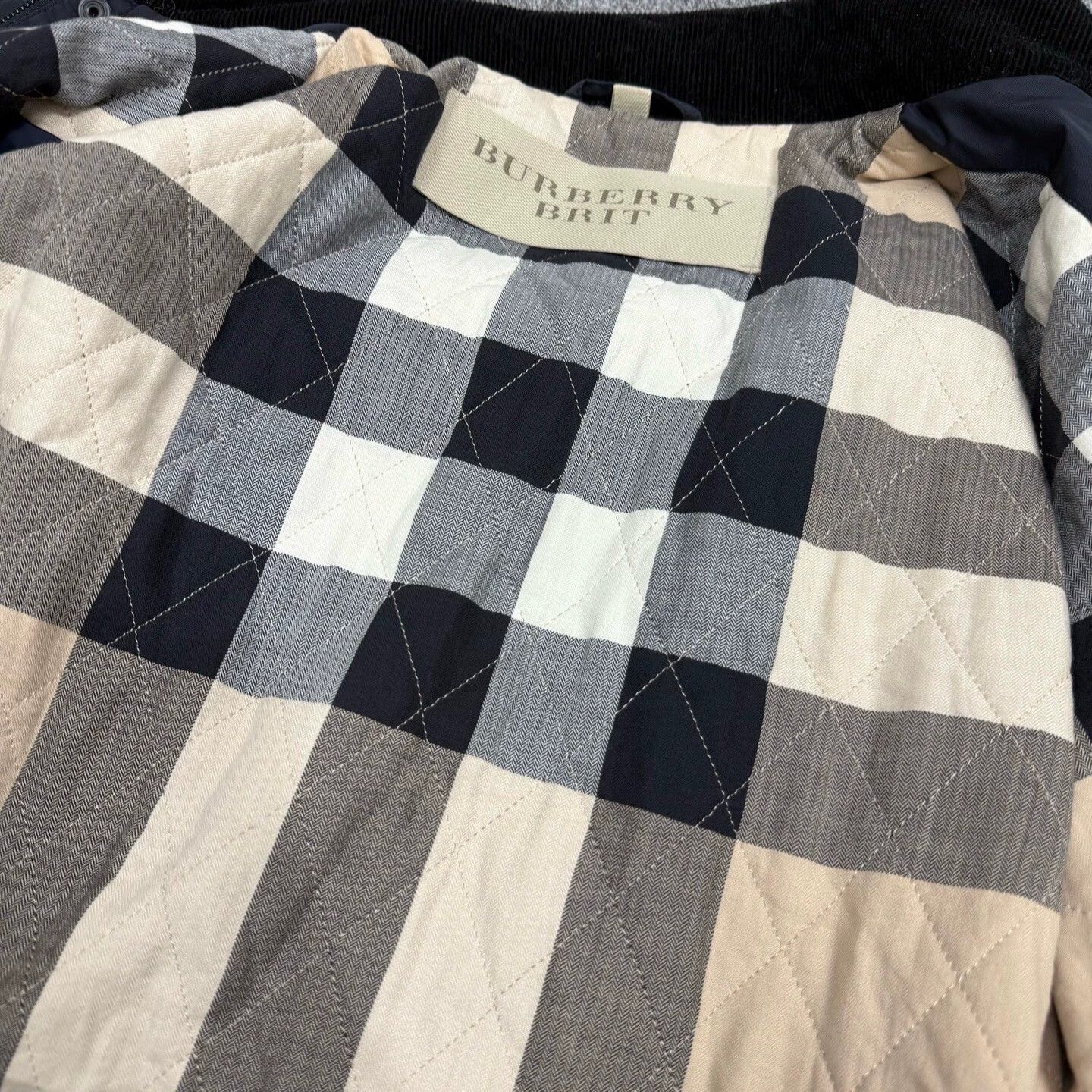 Burberry Burberry Navy Check Nylon Lined Coat M 95 New Size US M / EU 48-50 / 2 - 3 Thumbnail