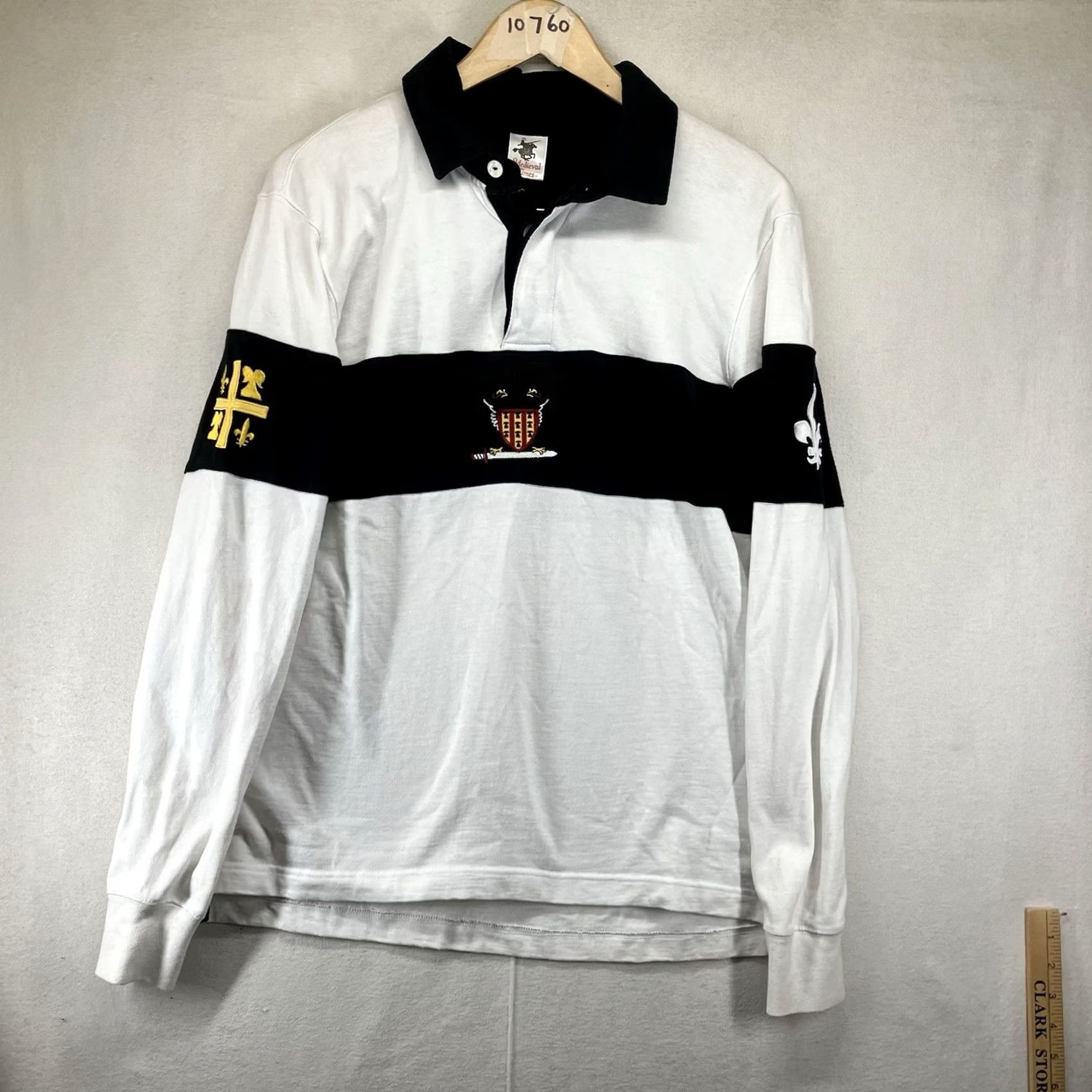 Vintage VINTAGE Medieval Times Polo Rugby Shirt Mens Large Coat Of Arms Saint Lucia PICs Size US L / EU 52-54 / 3 - 2 Thumbnail