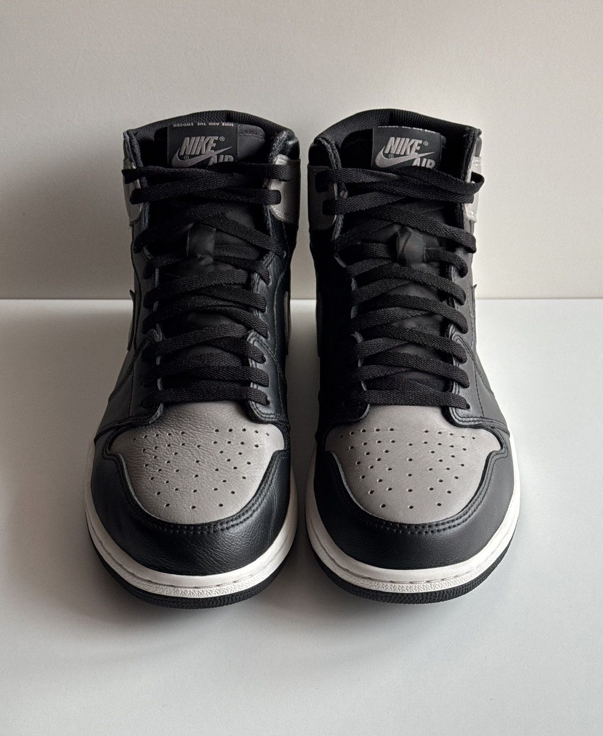 Jordan Brand Air Jordan 1 Retro High OG Shadow (2018) Size US 13 / EU 46 - 6 Thumbnail