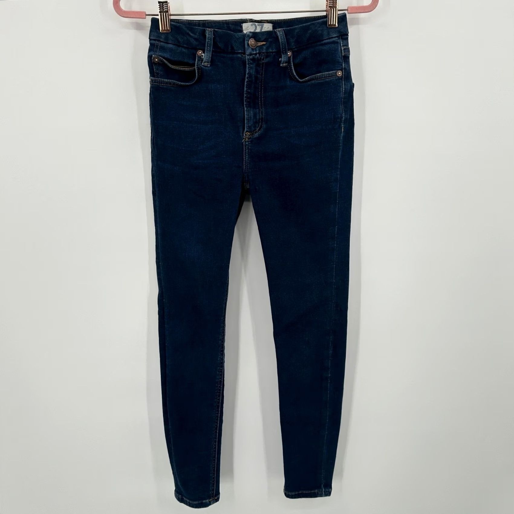 Free People Free People We The Free Skinny High Rise Jeans Dark Wash Denim Women's 27 in Blue Slim Comfortable Pockets Don’t Size 27" / US 4 / IT 40 - 4 Thumbnail