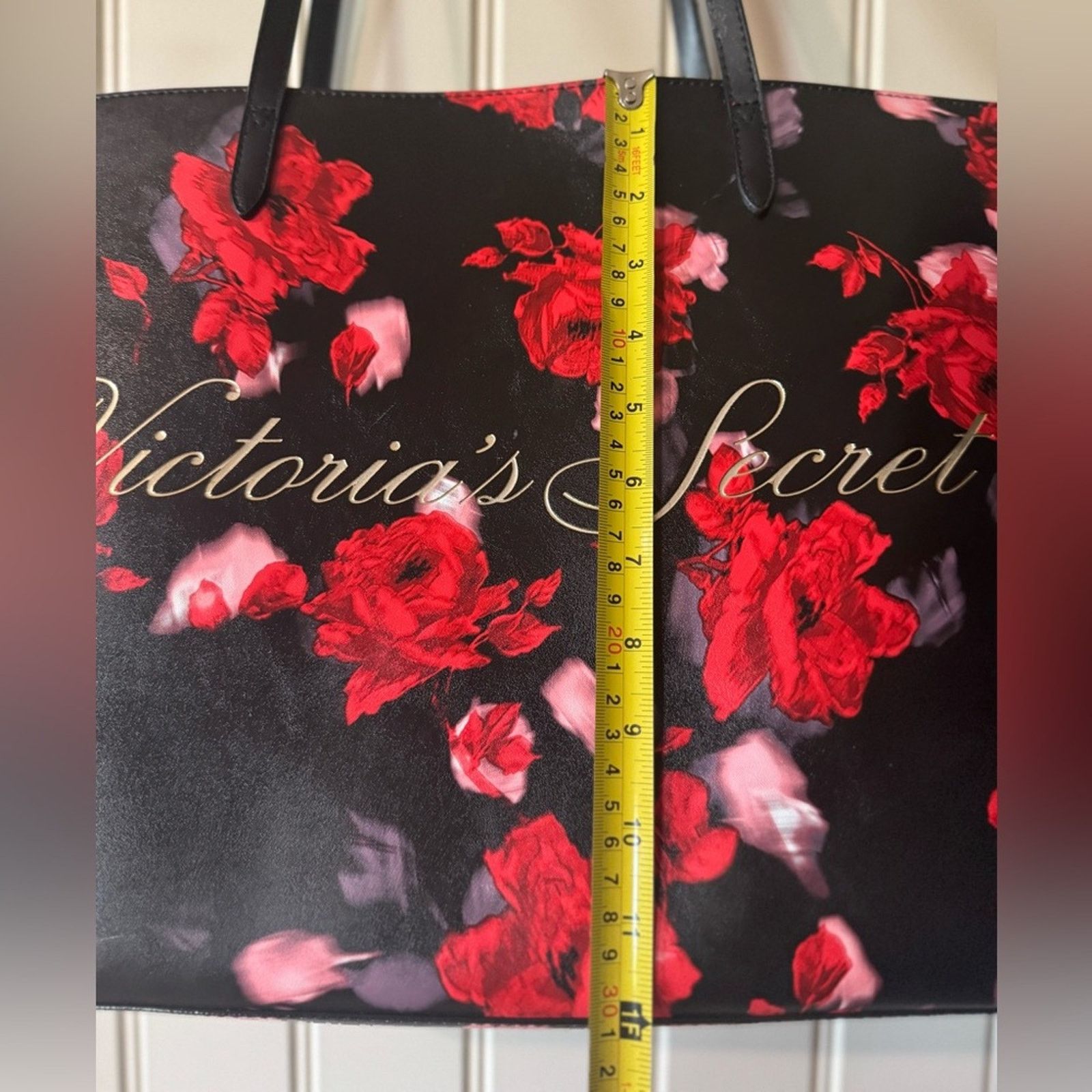 Victoria's Secret VICTORIA’S SECRET Black & Red Rose Floral Tote Size ONE SIZE - 4 Thumbnail