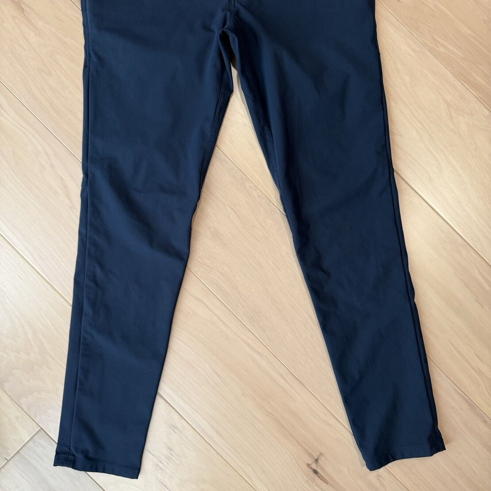 Lululemon Lululemon ABC Pants 32 Navy Athleisure Workwear Sportswear Size US 32 / EU 48 - 4 Thumbnail
