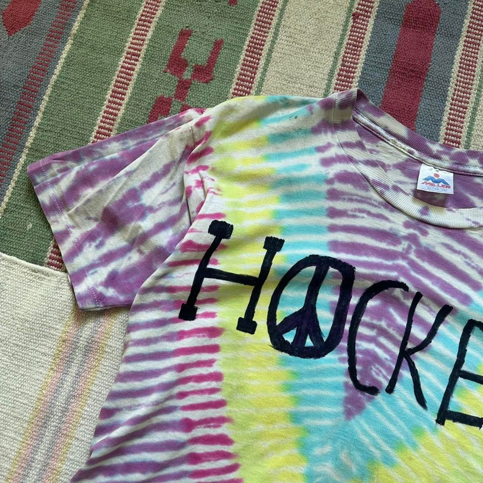 Other × Vintage RARE VINTAGE 90S HAPPY HOCKEY PEACE CUSTOM TIE DYE SHIRT Size US XL / EU 56 / 4 - 3 Thumbnail