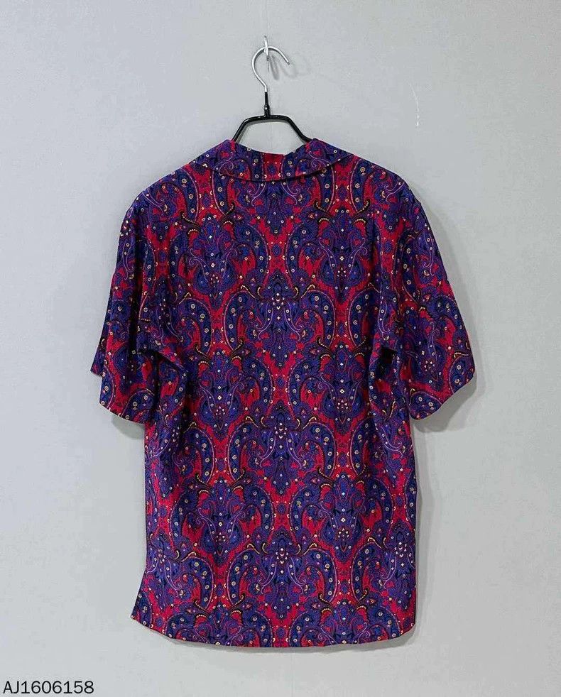 Saint Laurent Paris Saint Laurent Paris size 37 Silk single-breasted shirt wit Size US M / EU 48-50 / 2 - 3 Thumbnail