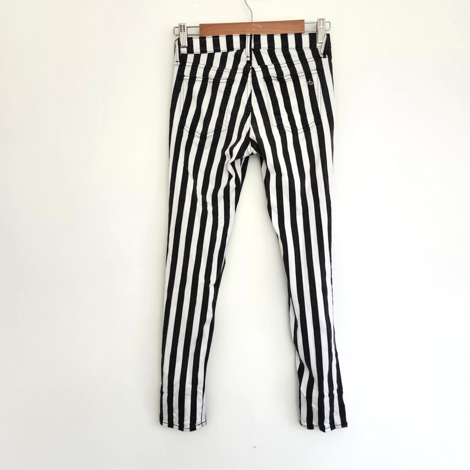 Rag & Bone Rag & Bone Black & White Striped Capri Jeans Sz 26 Size 26" / US 2 / IT 38 - 5 Thumbnail