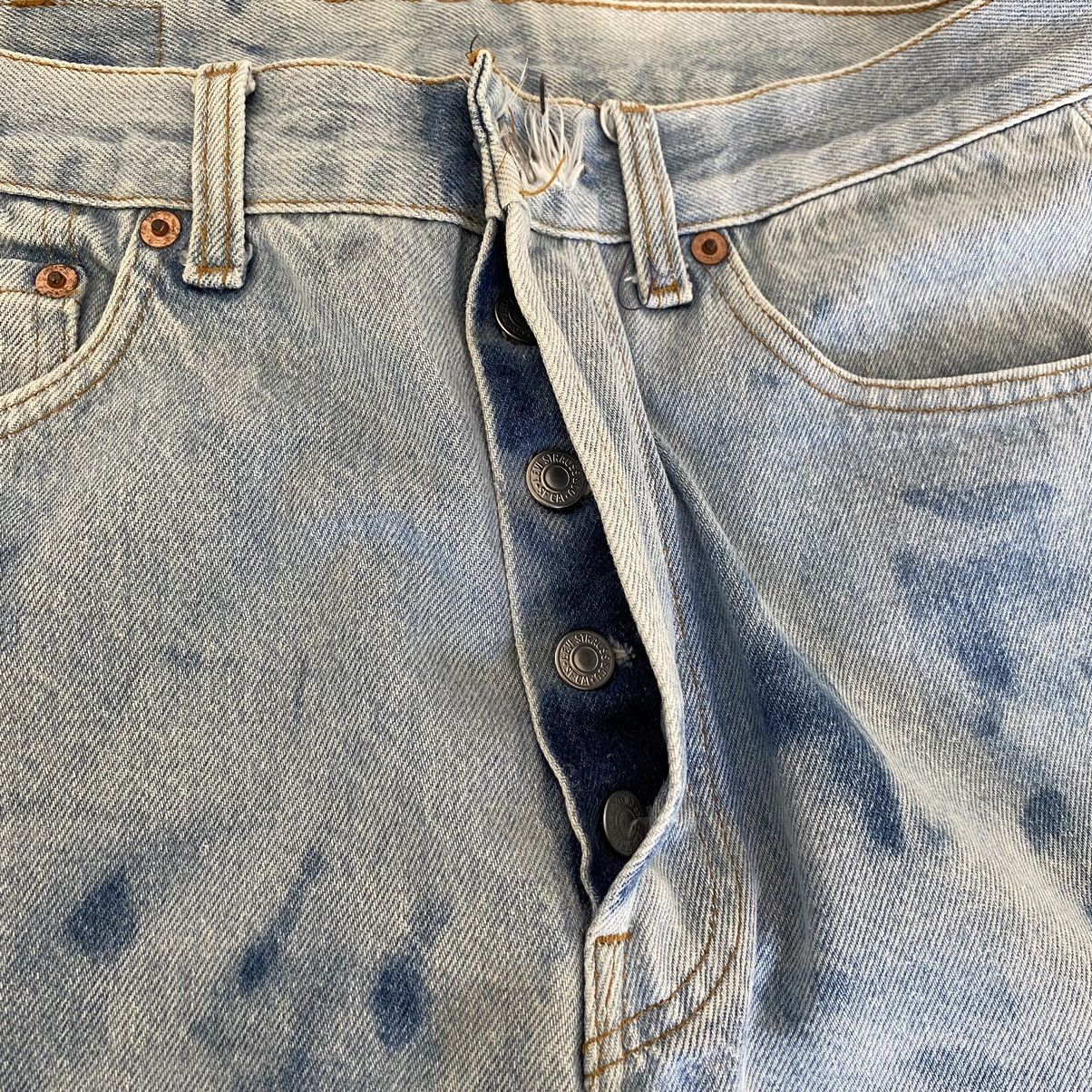 Levi's VTG Late 80’s Levis 501xx Acid Washed Blue Jeans Size US 28 / EU 44 - 11 Thumbnail