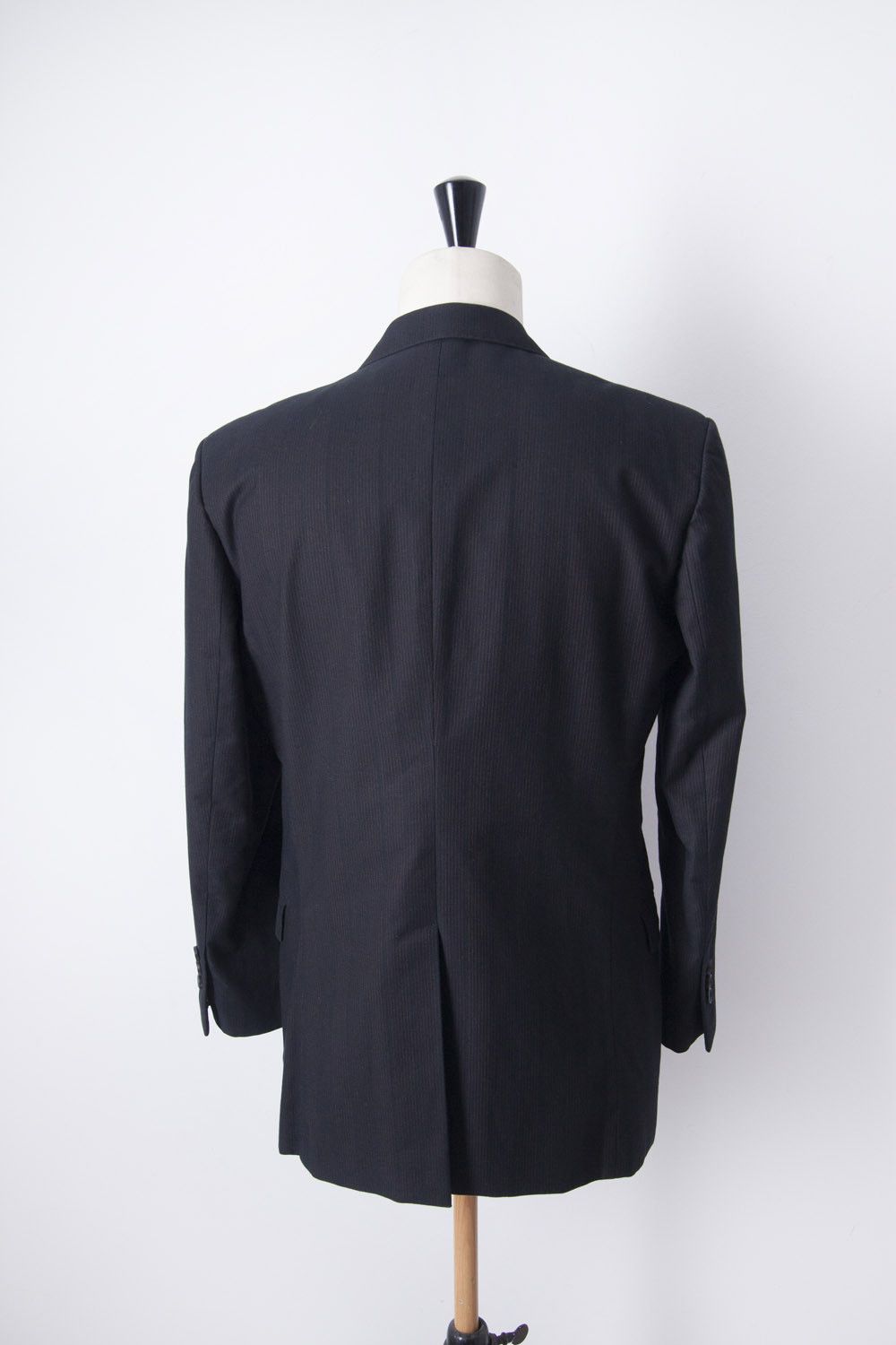 Giuliano Fujiwara Giuliano Fujiwara black/red pinstripe suit Size 48S - 4 Thumbnail