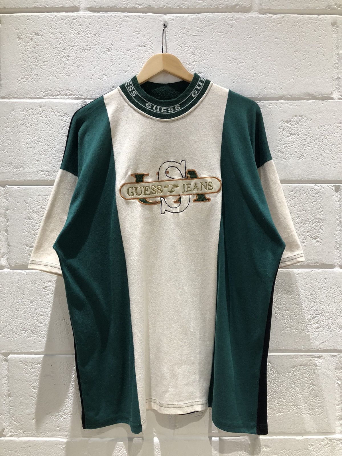 Vintage Vintage 90s Bootleg Guess Jeans T-Shirt Size US XL / EU 56 / 4 - 1 Thumbnail