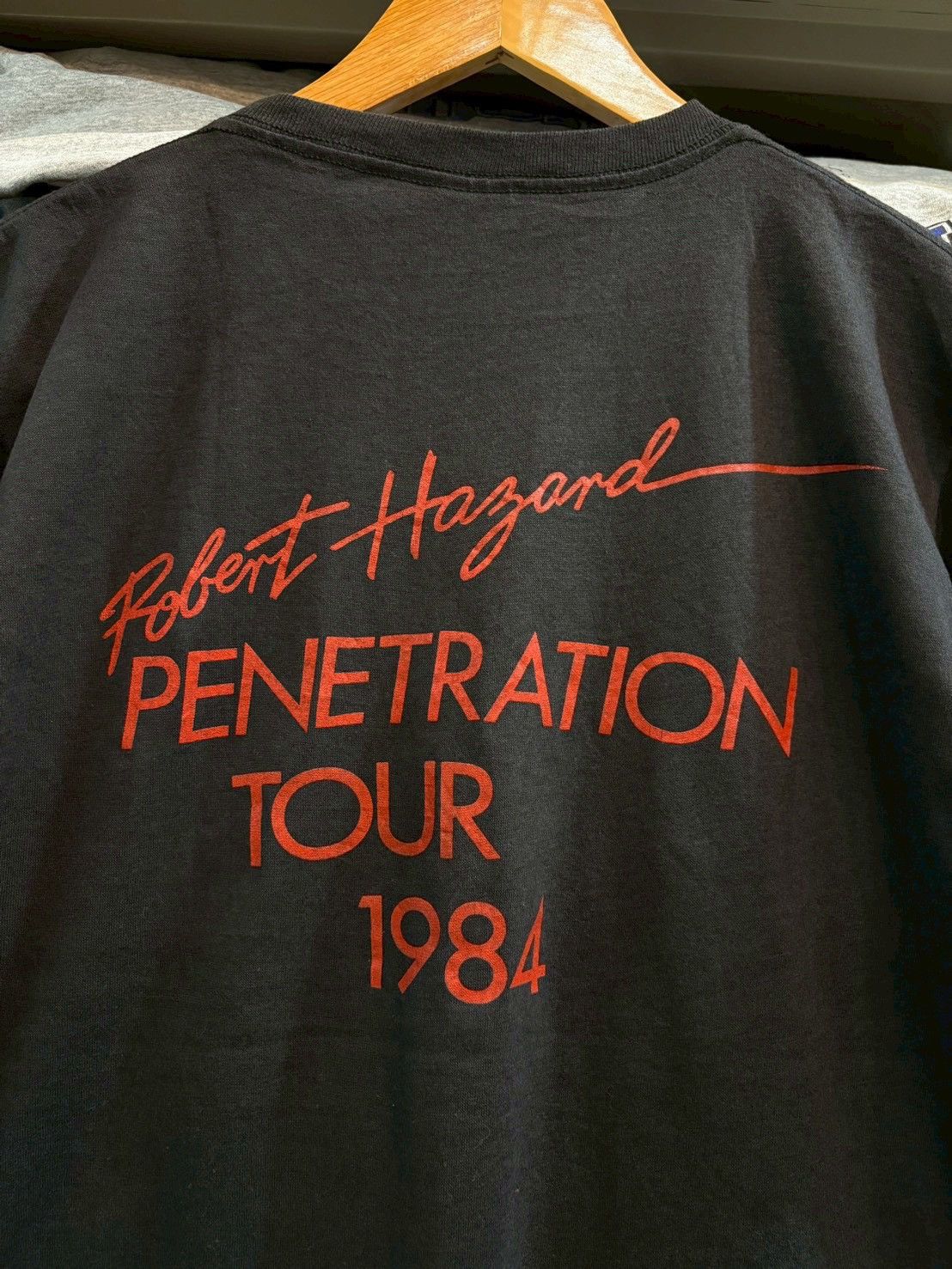 Band Tees Robert Hazard 1984’s Size US L / EU 52-54 / 3 - 5 Thumbnail