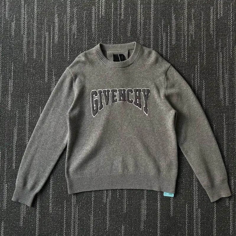 Givenchy Givenchy Gray Cotton Embroidered Long Sleeve Sweatshirt 0089 Size US XL / EU 56 / 4 - 1 Thumbnail