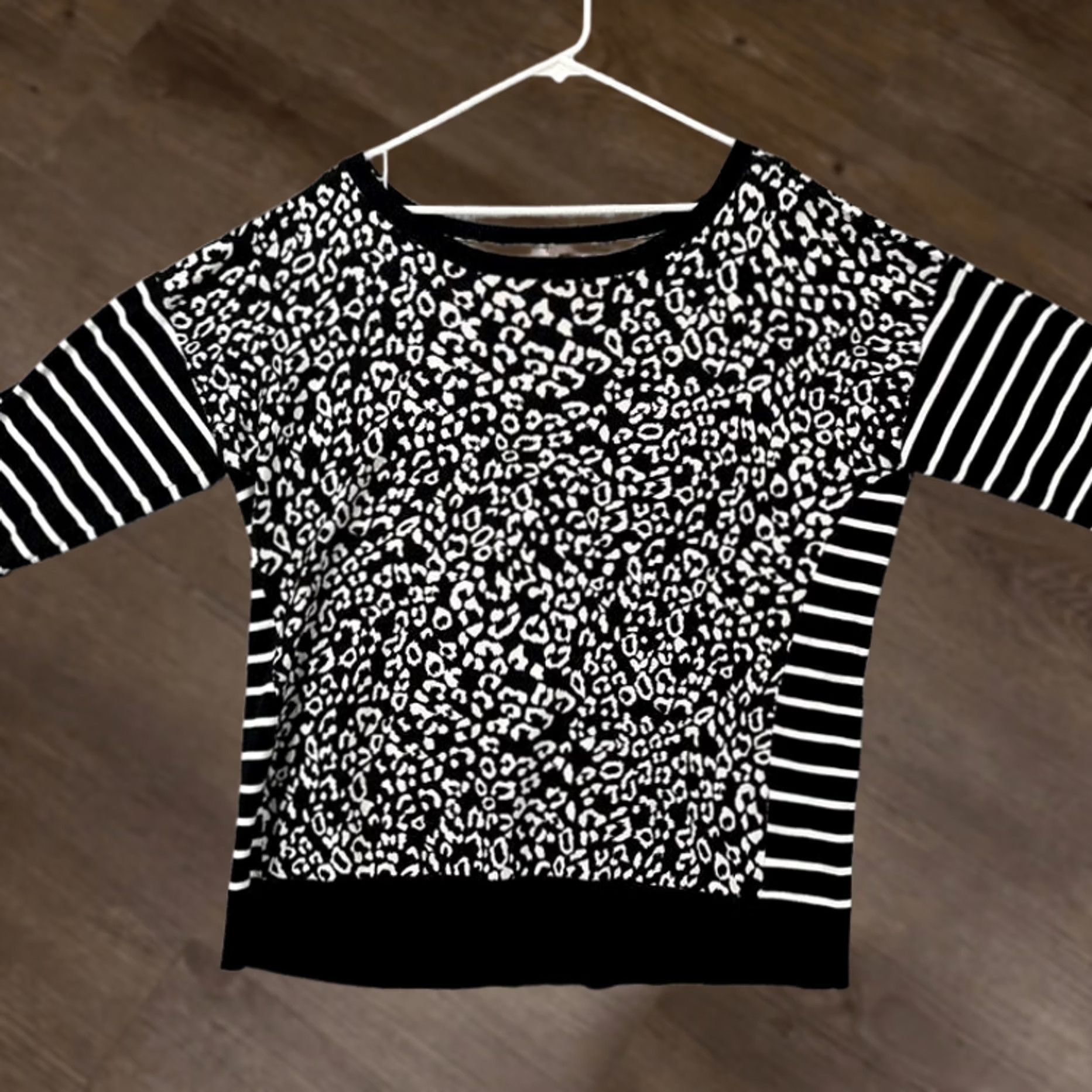 Vintage Chicos Sweater Womens 3 Black White Leopard Nylon Blend Boat Neck Pullover NEW Size S / US 4 / IT 40 - 1 Thumbnail