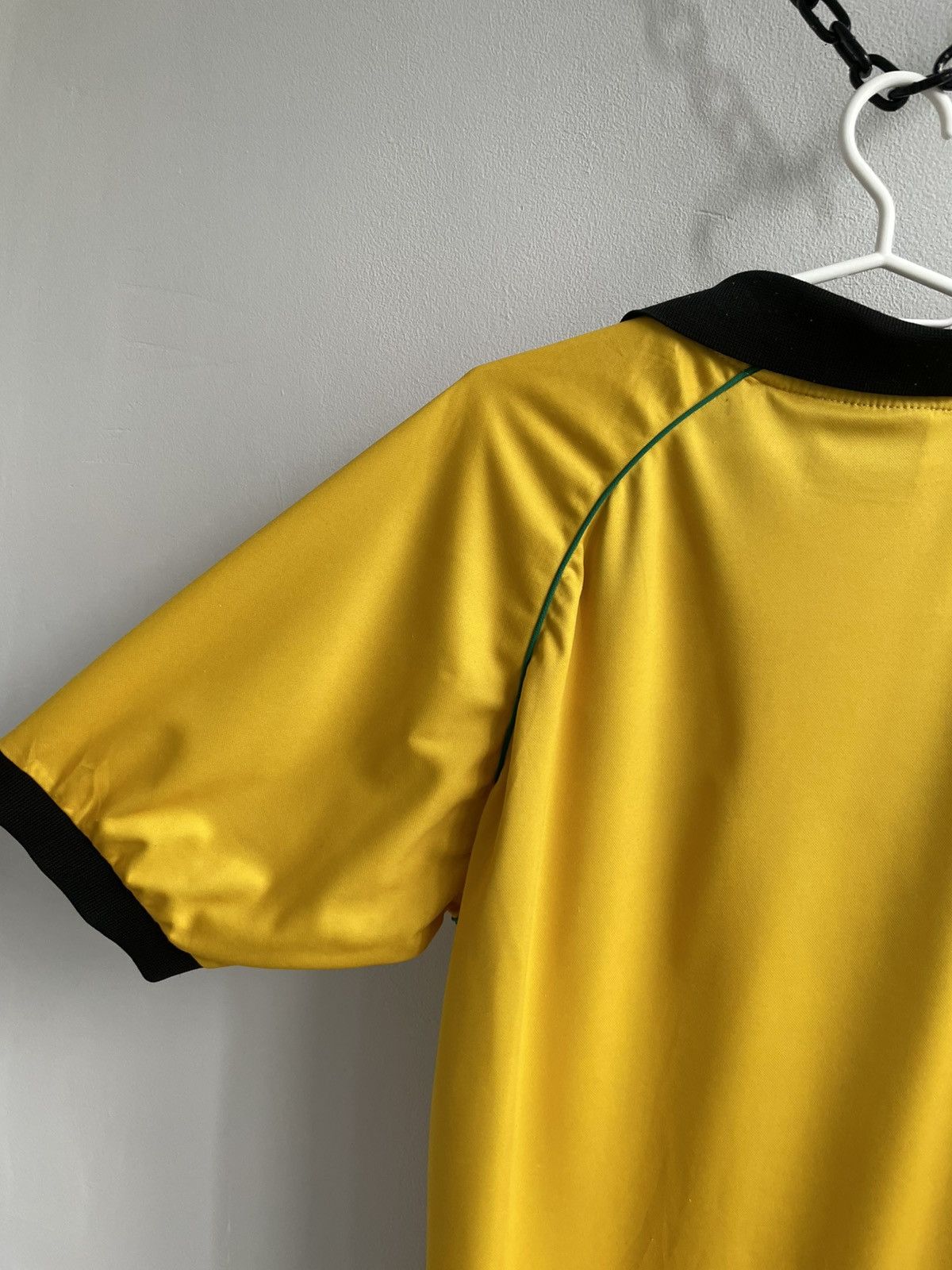 Vintage Jamaica 1998 1999 2000 Home Football Soccer Jersey Shirt VTG Size US XL / EU 56 / 4 - 16 Thumbnail