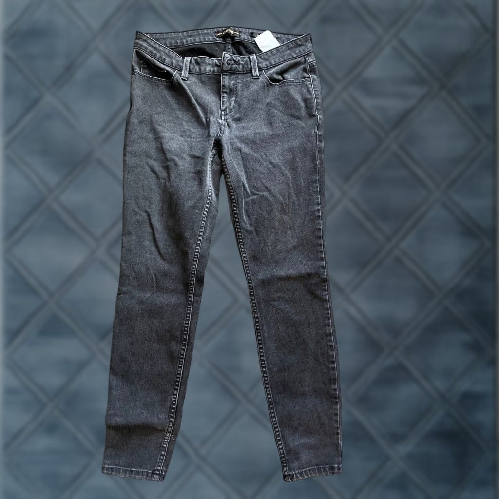 Guess Guess Jeans Power Skinny Women 29 Black Denim Low Rise Casual Distressed Jeans Cowboy Logo Modern Classic 29 in Womens Size 29" - 1 Thumbnail