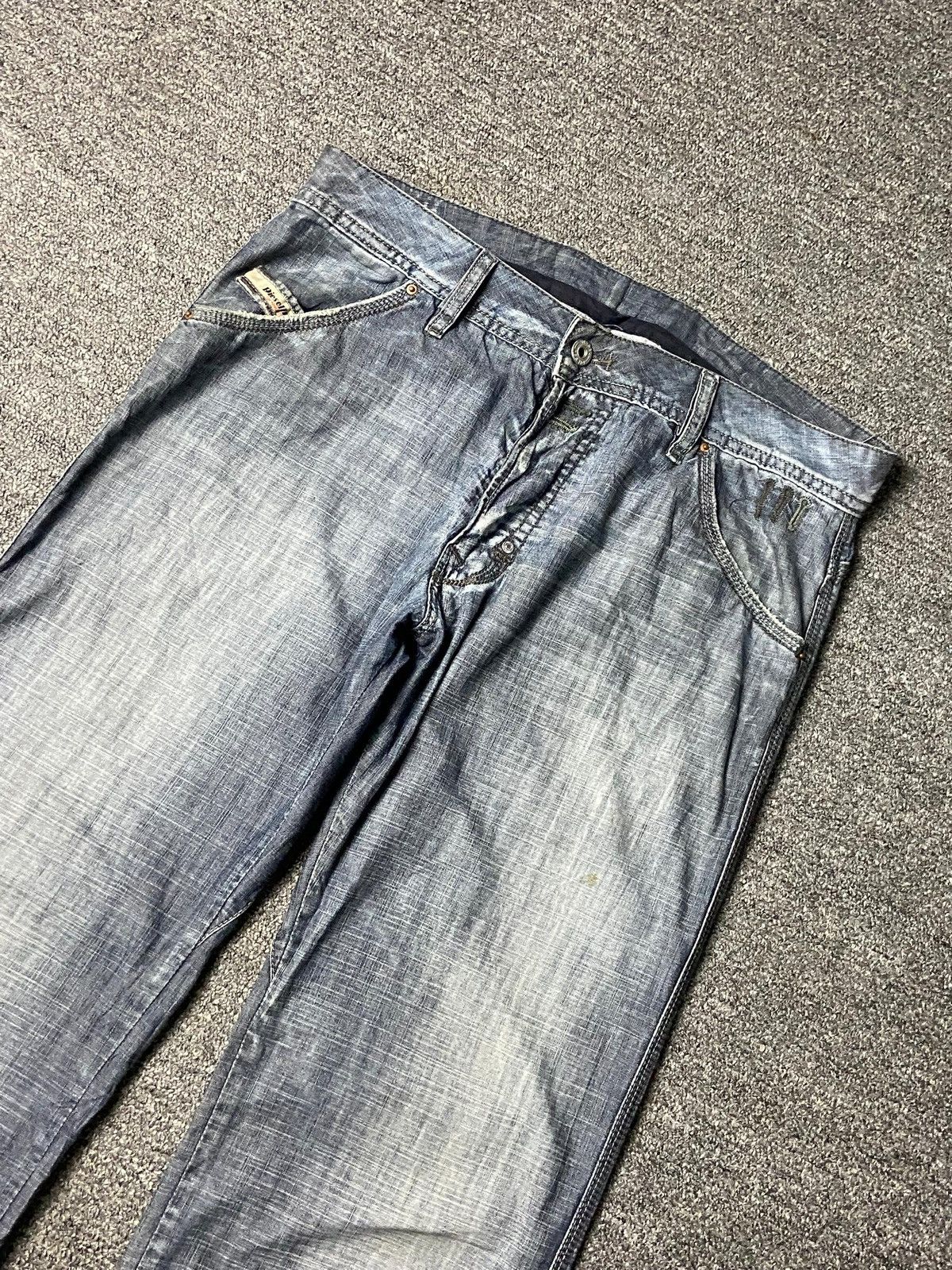Diesel Vintage DIESEL Only The Brave Straight Cut Jeans (142) Size US 33 - 12 Thumbnail