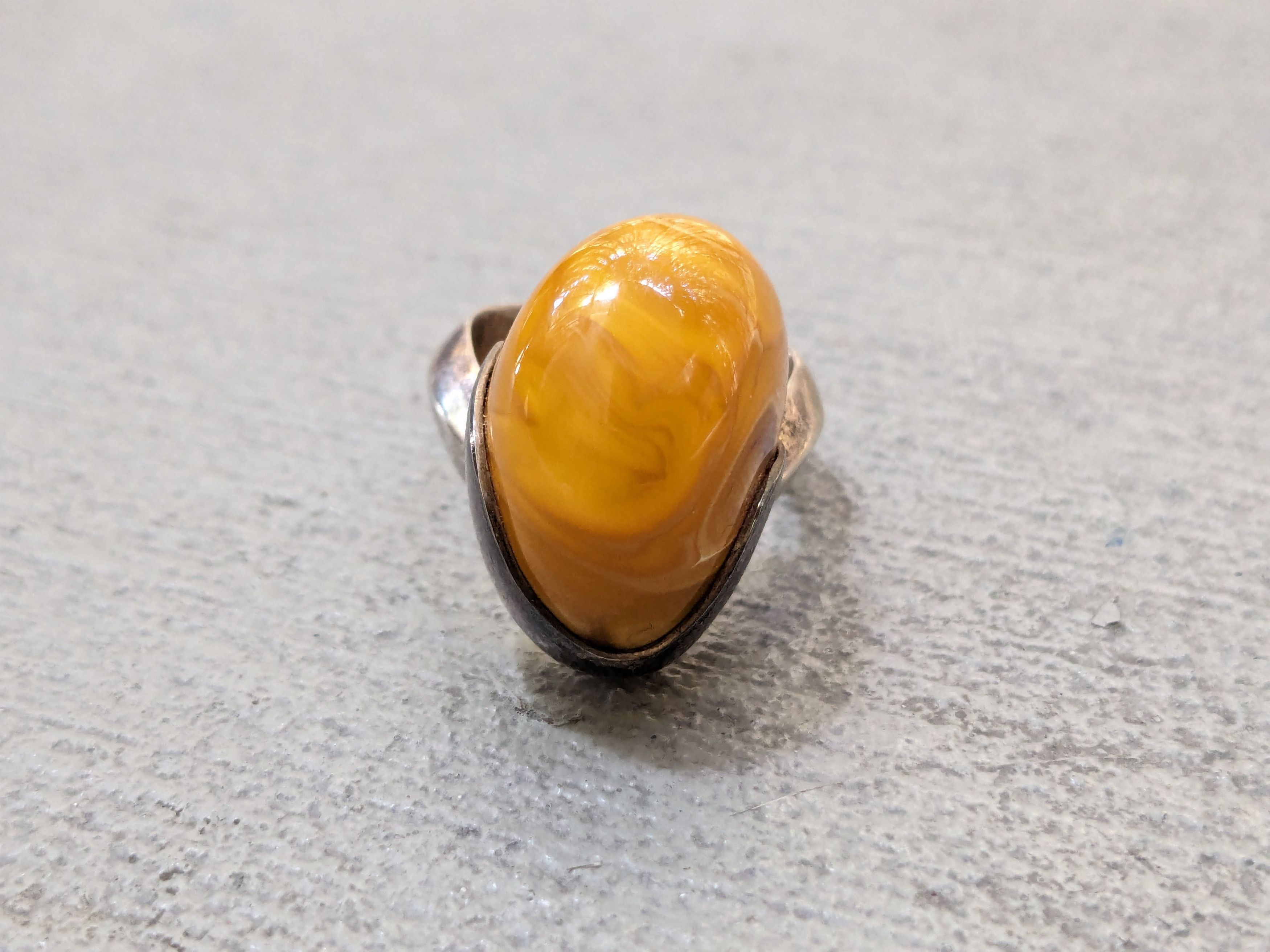 Jewelry Vintage Sterling Silver Ring Amber Size 9.25 Modern Size ONE SIZE - 4 Thumbnail