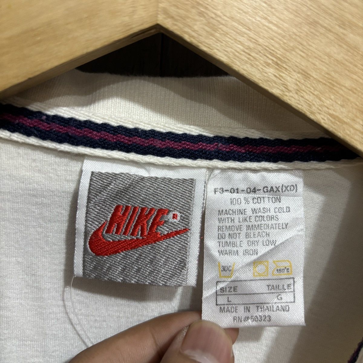 Nike Vtg Nike suprem court polo shirt Size US L / EU 52-54 / 3 - 5 Thumbnail