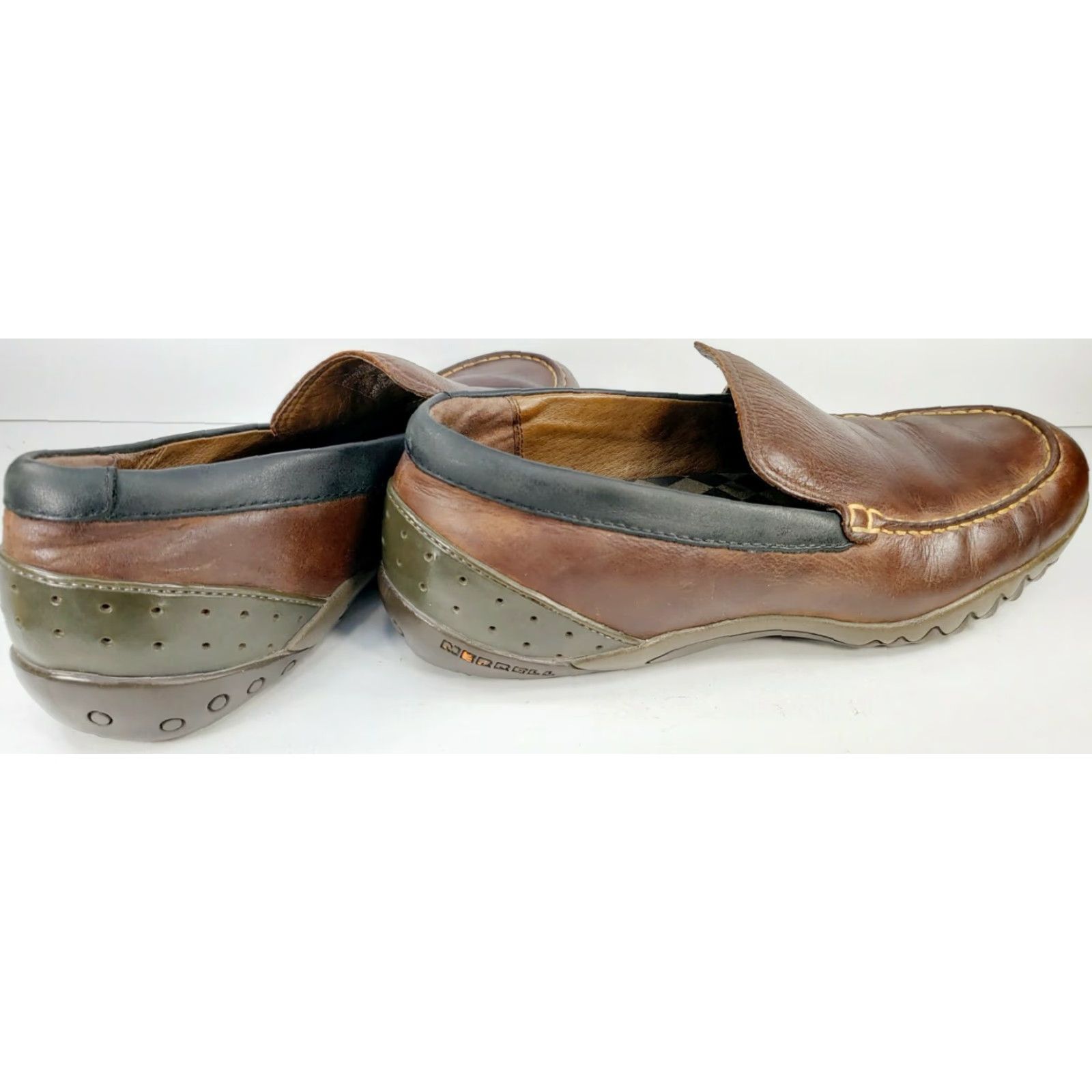 Merrell Merrell Men Moc Toe Loafer Size 9M Brown Leather Slip-on Leather Insole J73279 Size US 9 / EU 42 - 3 Thumbnail