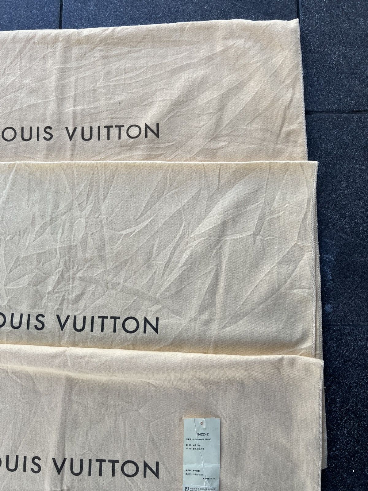 Designer × Louis Vuitton Lots of 4 Louis Vuitton dust bags Size ONE SIZE - 4 Thumbnail