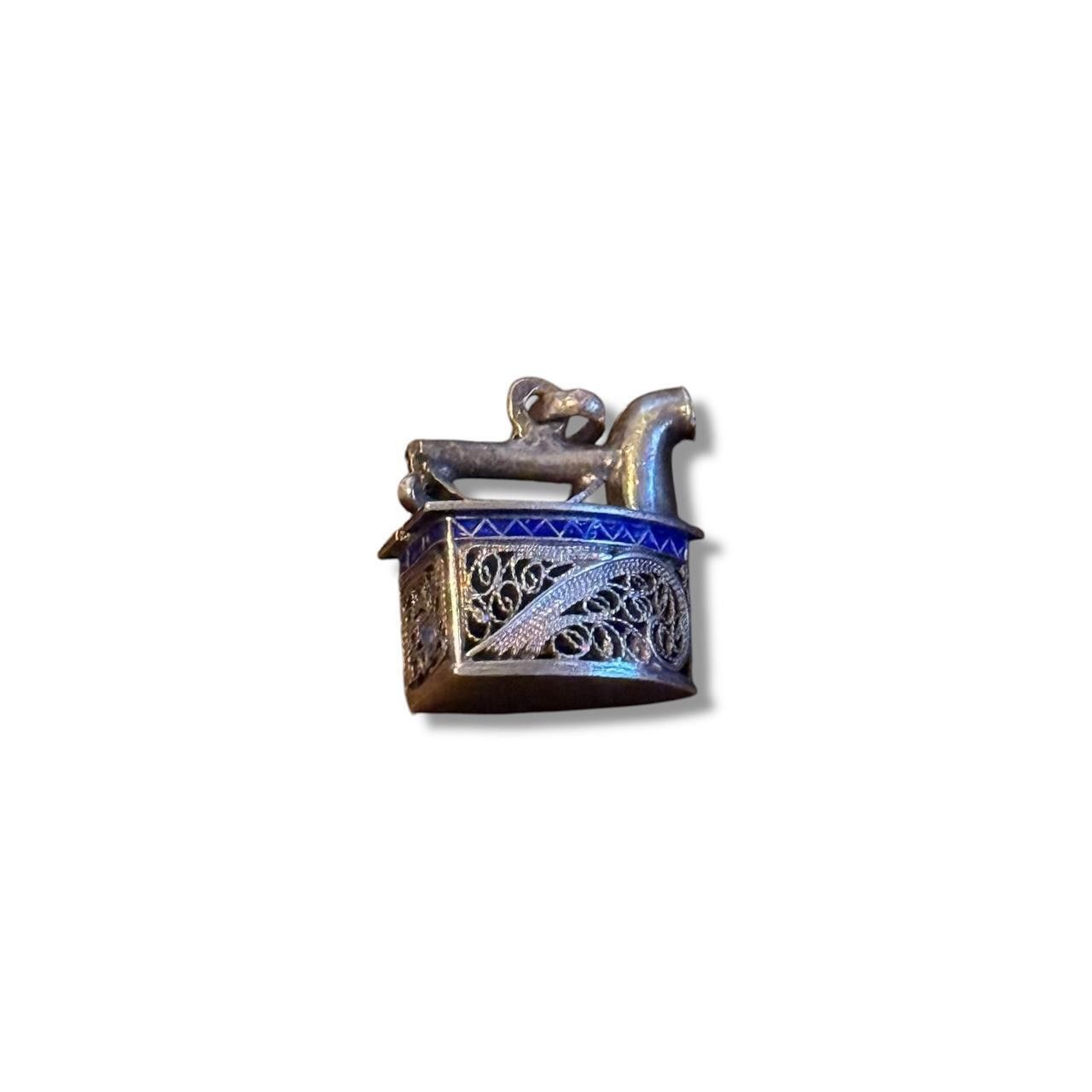 Designer Vintage Sterling Silver Teacup Pendant/Charm Size ONE SIZE - 1 Thumbnail