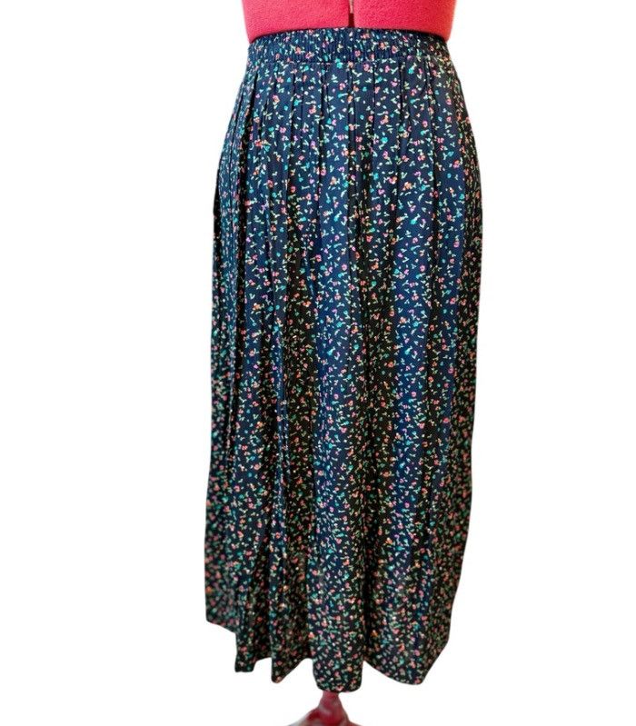 Other Vintage Garfinckel’s Floral Pleated Skirt – 1980s Rayon Midi Size 27" / US 4 / IT 40 - 1 Thumbnail