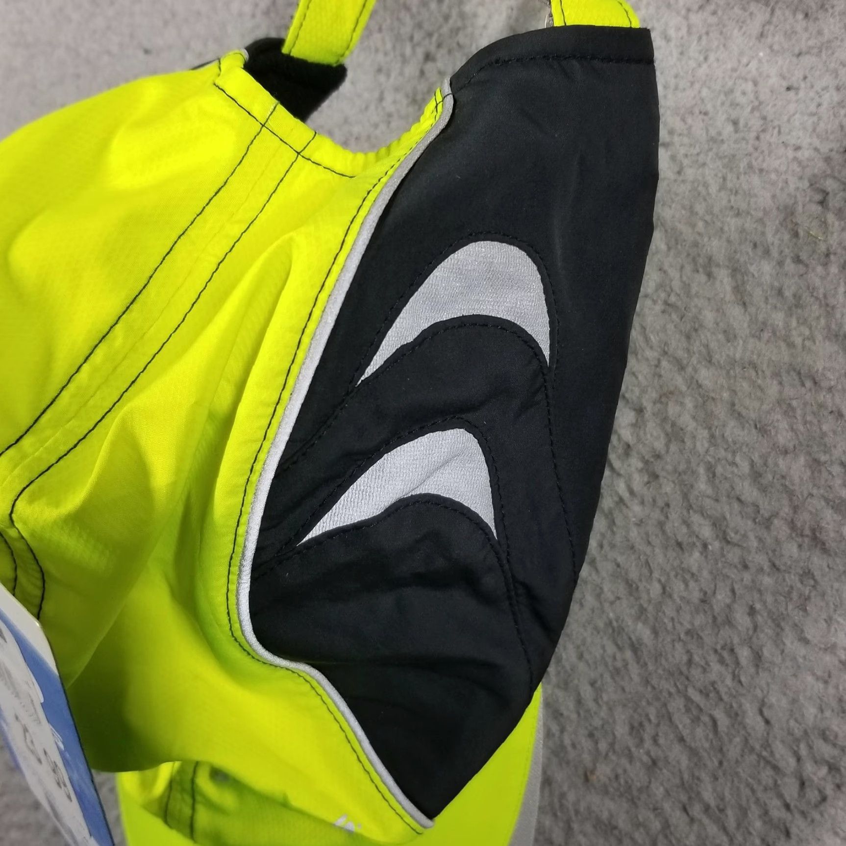 Brooks Brooks Nightlife Hat Baseball Cap One Size Mens Yellow Reflective Lightweight Moisture Wicking Safe Night Running Size ONE SIZE - 2 Thumbnail