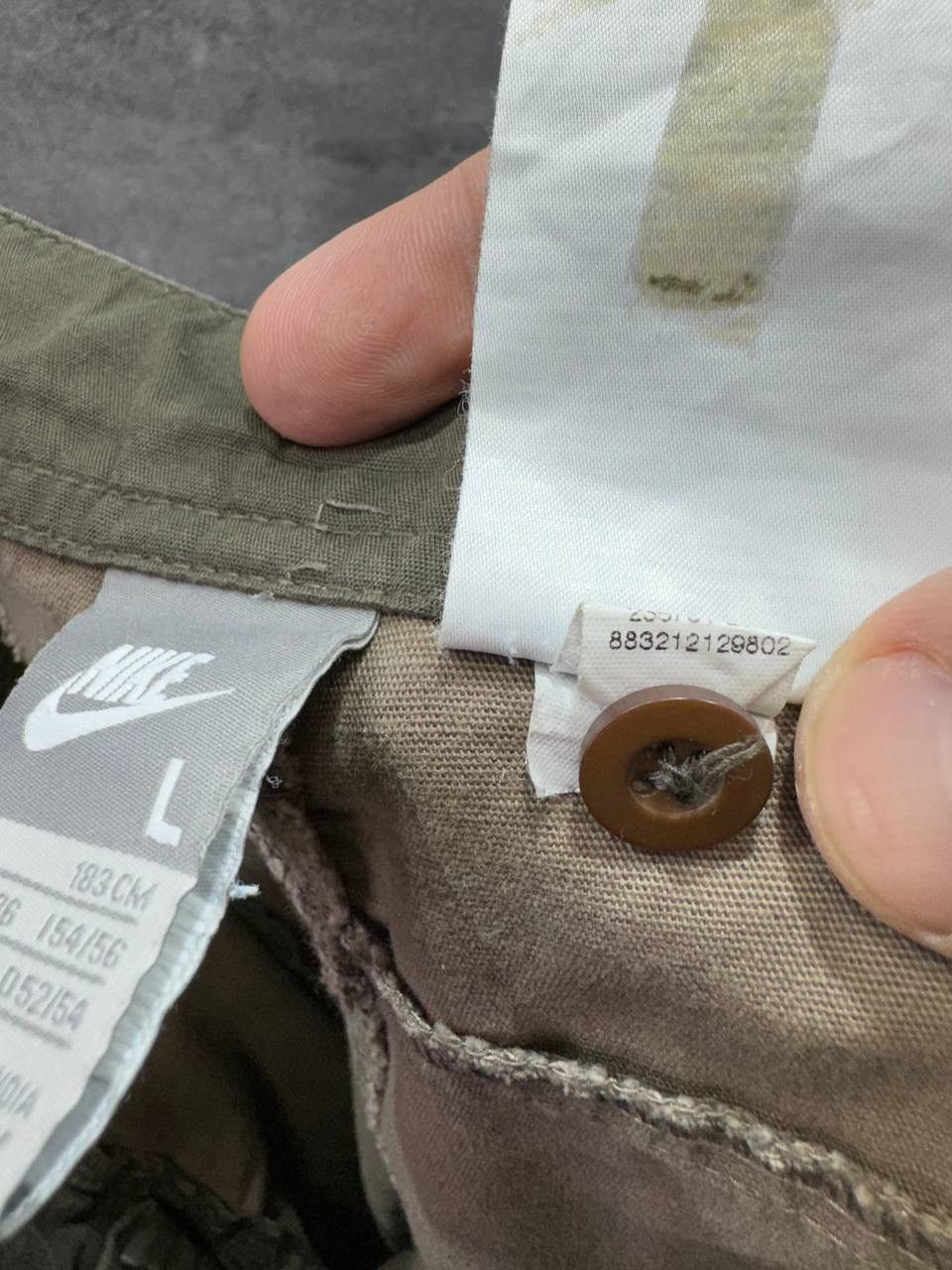 Other Vintage Nike Cargo Shorts Khaki Distressed Travis Style Y2K Size US 34 / EU 50 - 19 Thumbnail