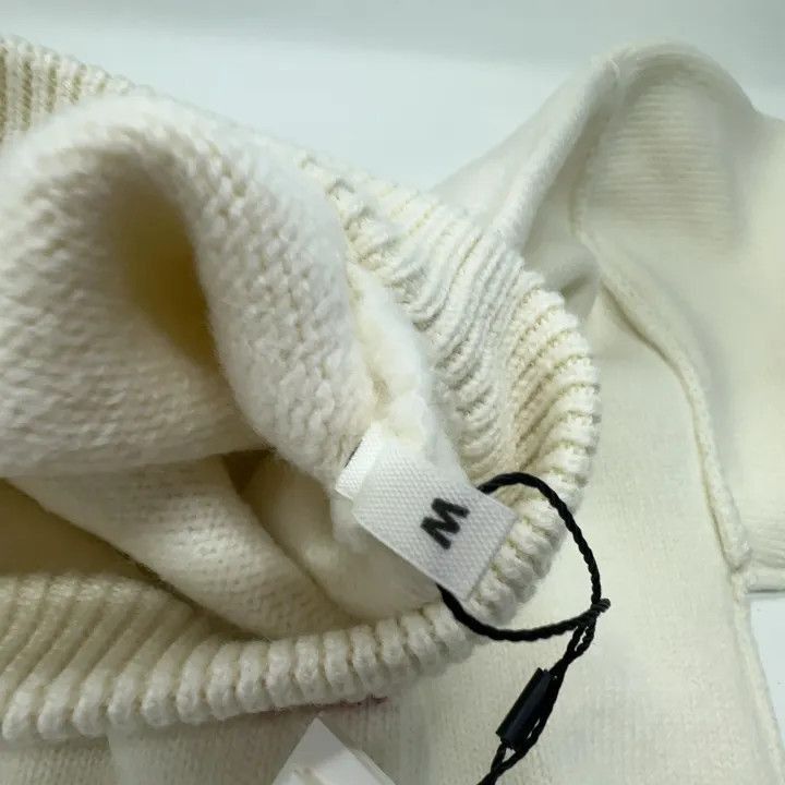 AMI AMIPARIS Classic Red Heart Knit Sweater -2507 Size US M / EU 48-50 / 2 - 7 Thumbnail