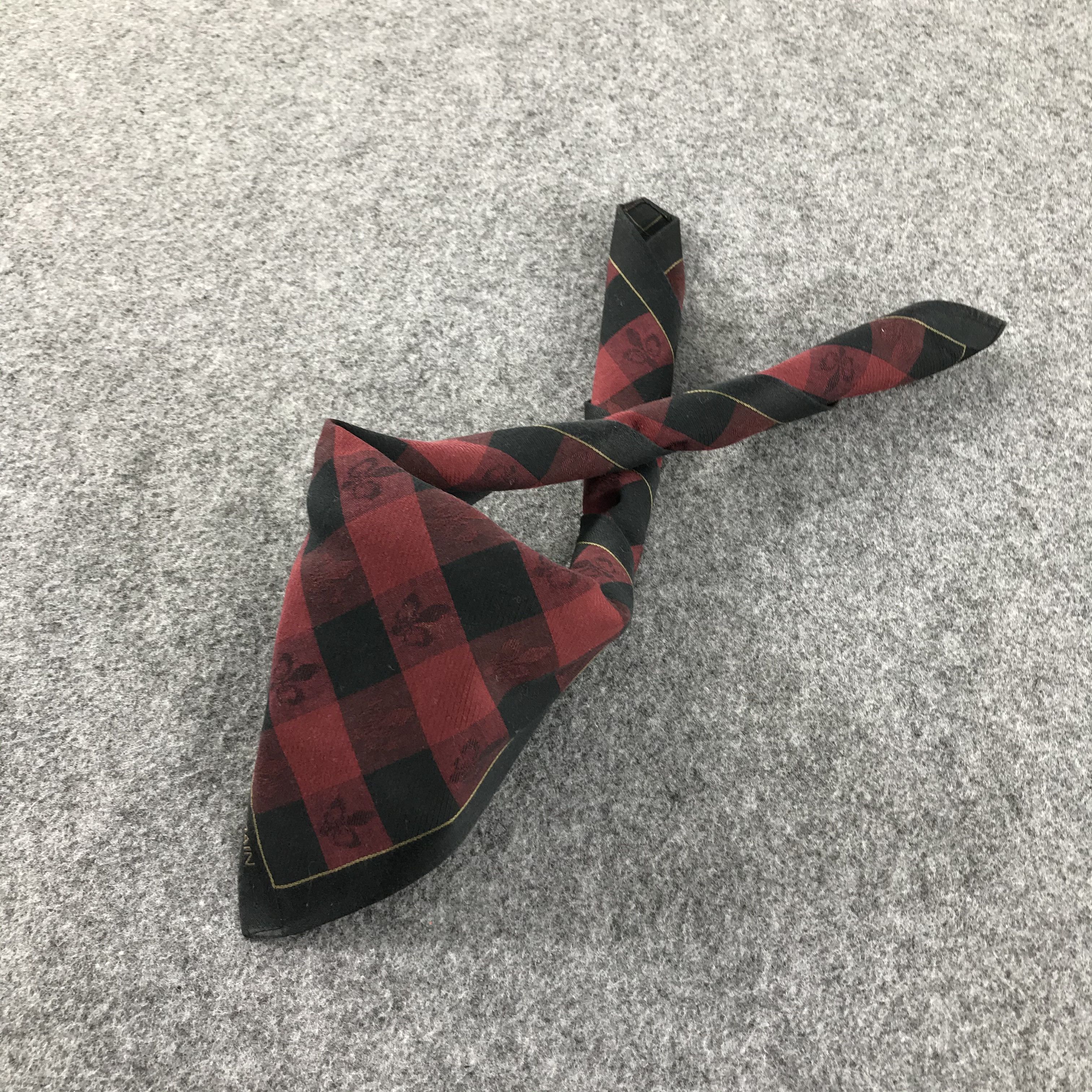 Pierre Balmain Pierre Balmain Handkerchief Neckerchief Bandana H321 Size ONE SIZE - 3 Thumbnail