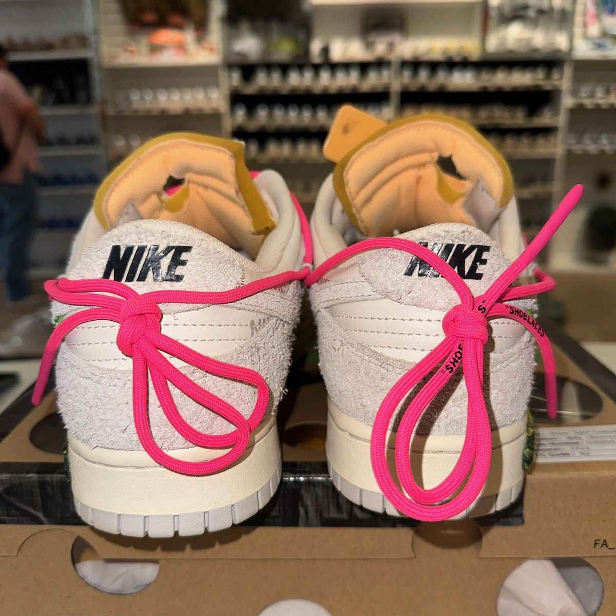 Nike × Off-White × Virgil Abloh Size 12 - Nike x Off-White Dunk Low 'Lot 17 of 50' Size US 12 / EU 45 - 3 Thumbnail