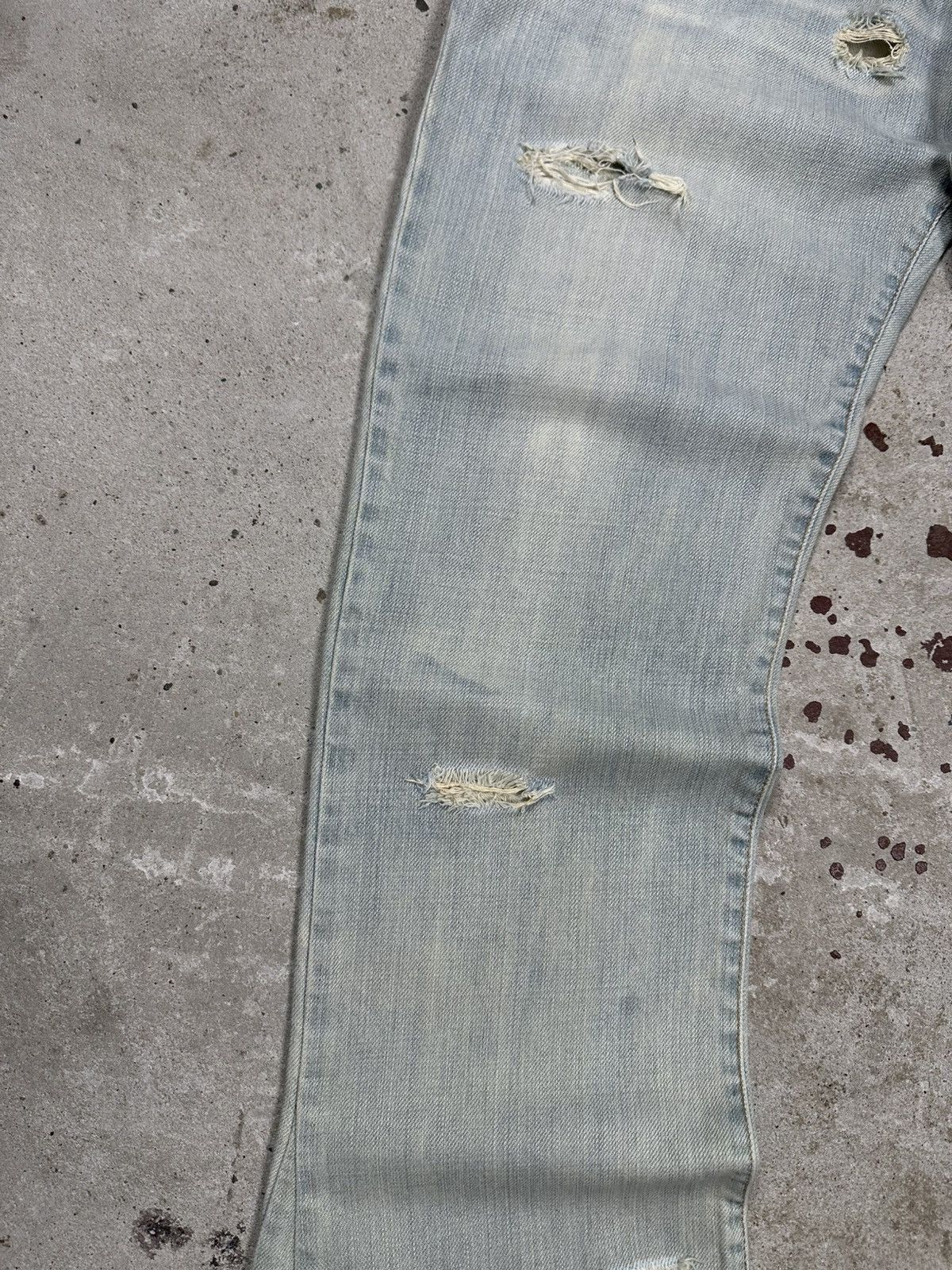Dolce & Gabbana Vintage 2000s Dolce & Gabbana Flare Distressed Denim Pants Size 32" / US 10 / IT 46 - 5 Thumbnail