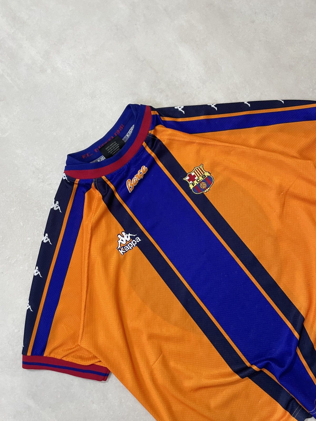Kappa rare Fc Barcelona 97 away kit Size US L / EU 52-54 / 3 - 2 Thumbnail