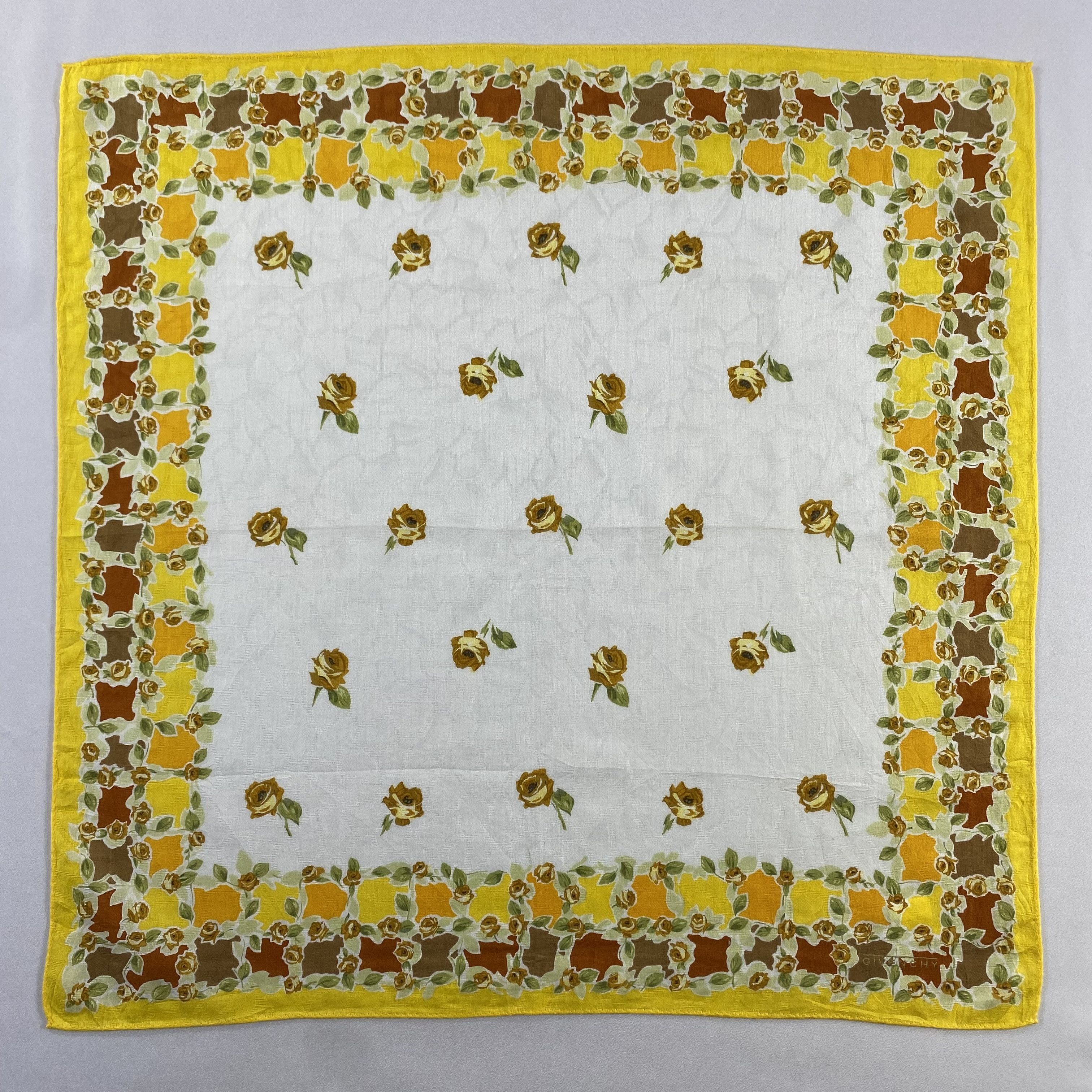 Vintage Givenchy Bandana/ Handkerchief / Neckerchief-P898 Size ONE SIZE - 1 Thumbnail
