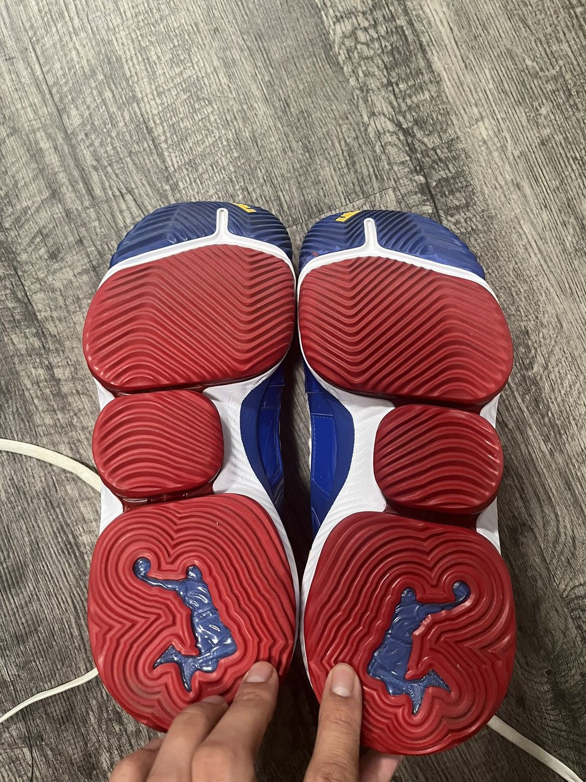 Nike Lebron 16 SuperBron size 12.5 Size US 12 / EU 45 - 5 Thumbnail