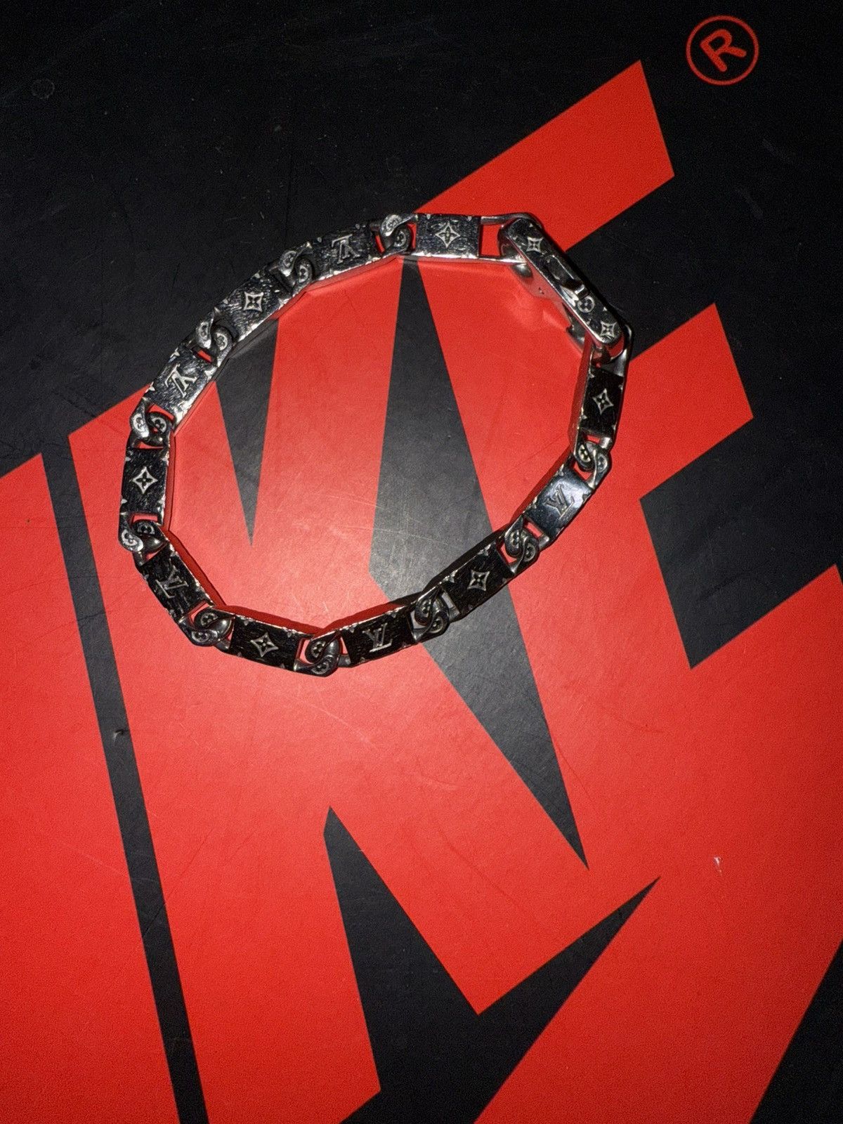 Louis Vuitton Louis Vuitton bracelet Size ONE SIZE - 3 Thumbnail