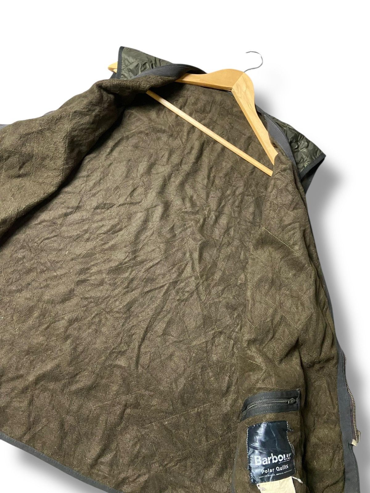 Barbour Barbour Polar Light Quilted Vest (157) Size US L / EU 52-54 / 3 - 7 Thumbnail