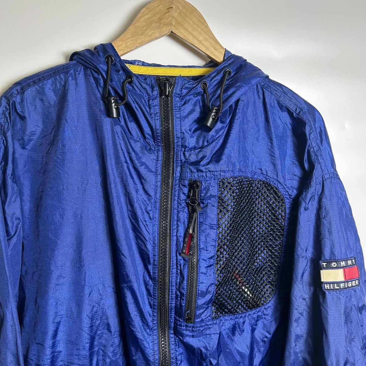 Tommy Hilfiger × Vintage Vintage Tommy Hilfiger Zipper Hoodie Jacket Size US XL / EU 56 / 4 - 3 Thumbnail