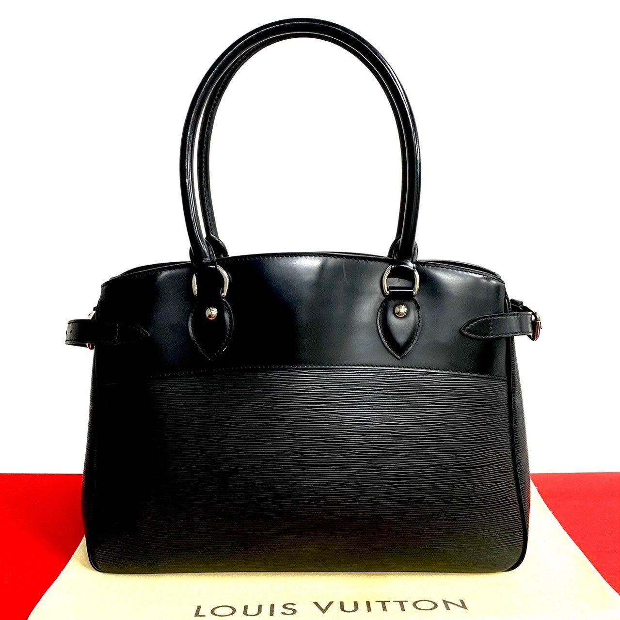 Louis Vuitton Louis Vuitton Handbag Black Undefined Size ONE SIZE - 1 Thumbnail