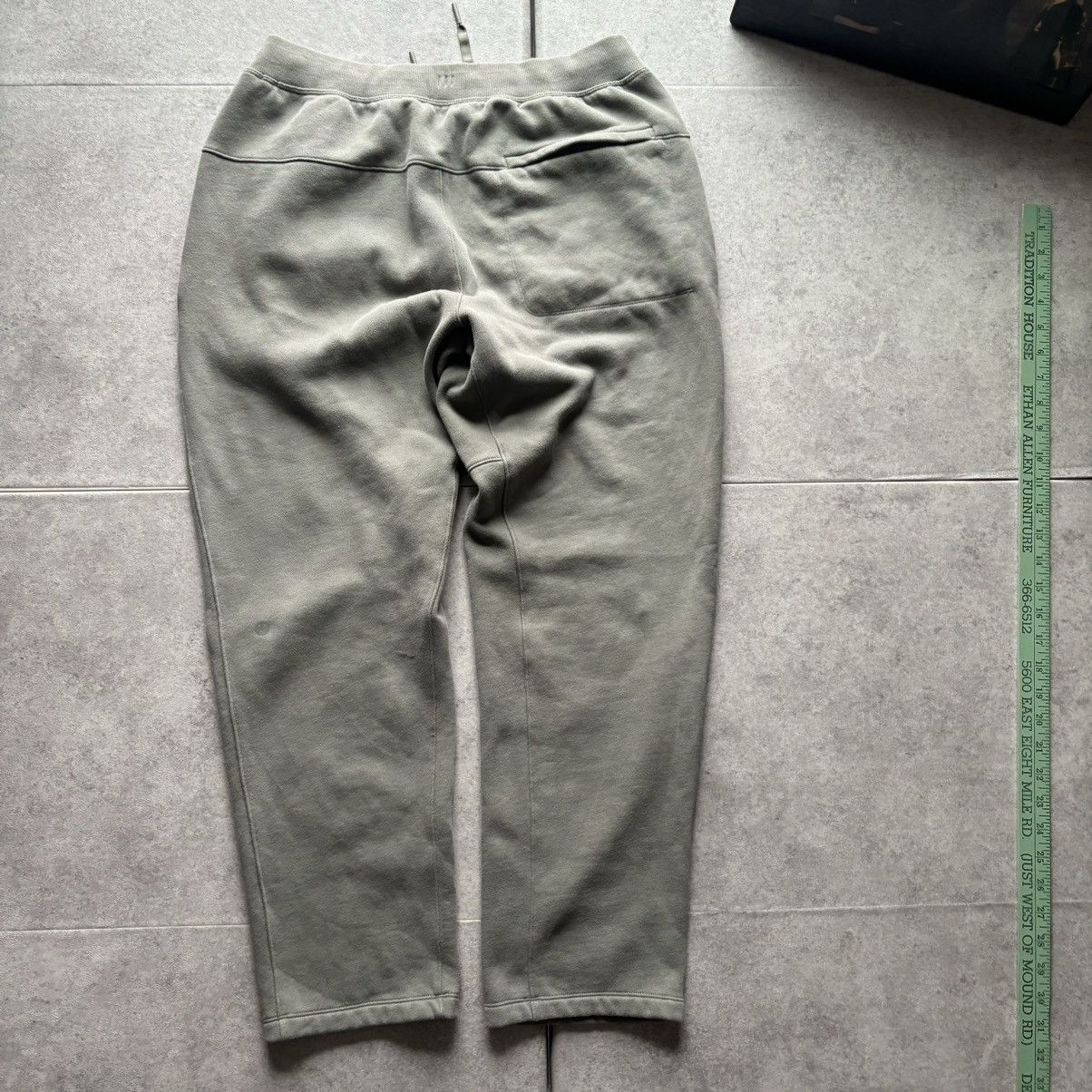 Lululemon Lululemon grey sage Steady State Classic-Fit Pant Regular Size US 32 / EU 48 - 8 Thumbnail