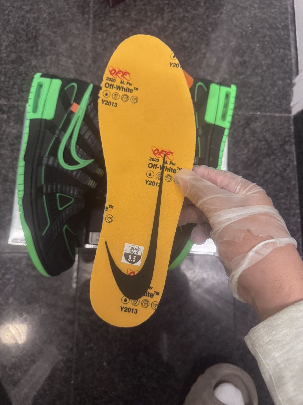 Nike × Off-White Offwhite green strike size 9.5 og all worn 1x Size US 9.5 / EU 42-43 - 3 Thumbnail
